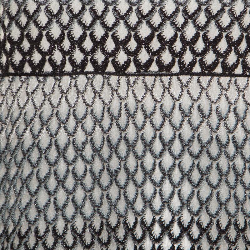 Missoni Monochrome Textured Knit Flounce Hem Detail Metallic Strappy Dress M In New Condition In Dubai, Al Qouz 2