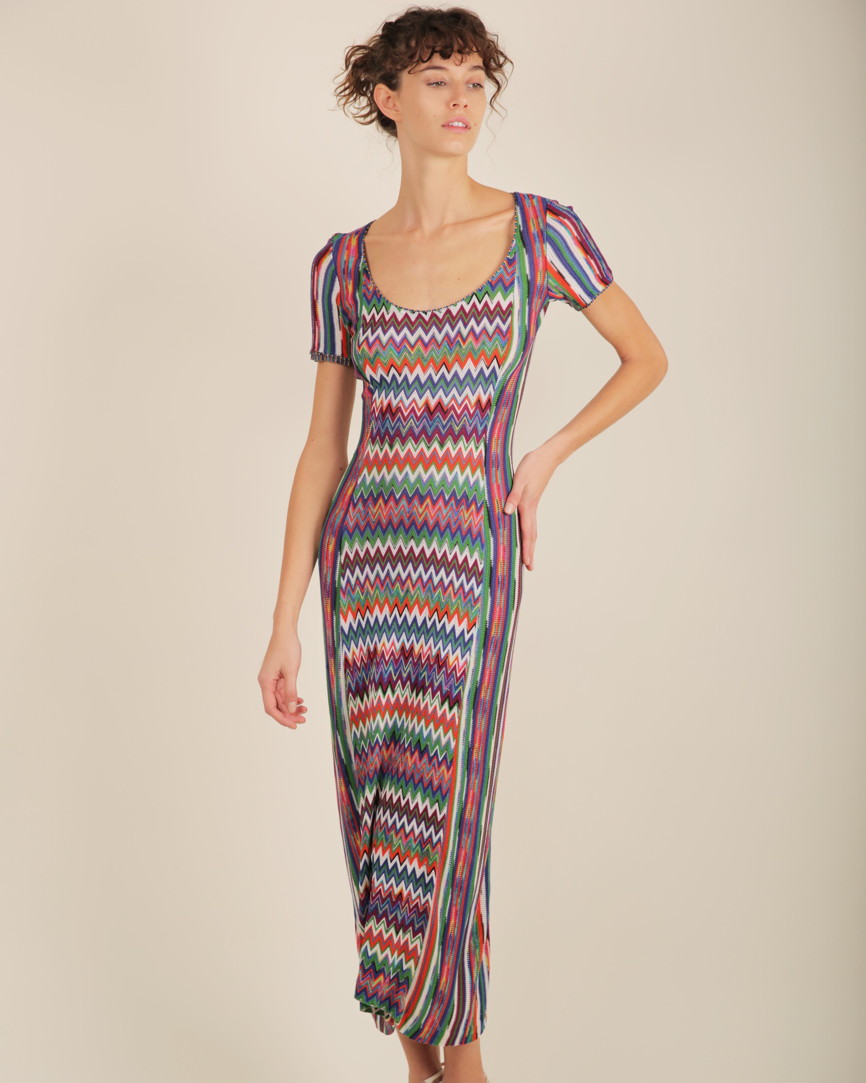 Women's Missoni multi colour red blue green white chevron knit midi beach stripe dress For Sale