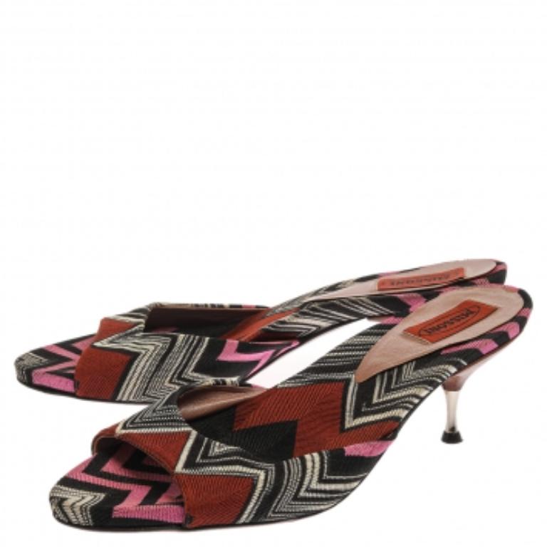 Missoni Multicolor Knit Fabric Open Toe Slip On Sandals Size 38 For Sale 2