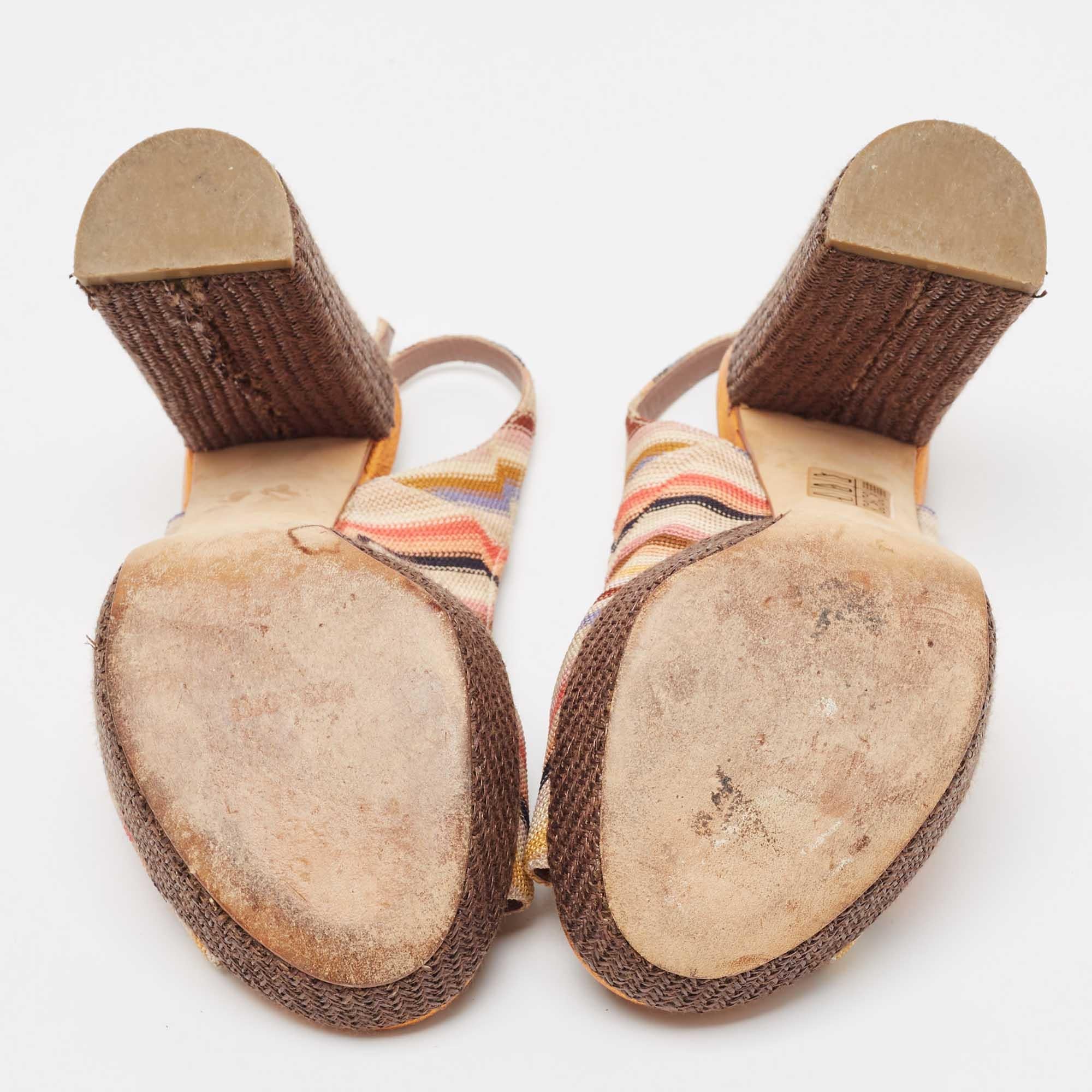 Missoni - Sandales à talons compensés en tissu tricoté multicolore à motifs Taille 36 en vente 1