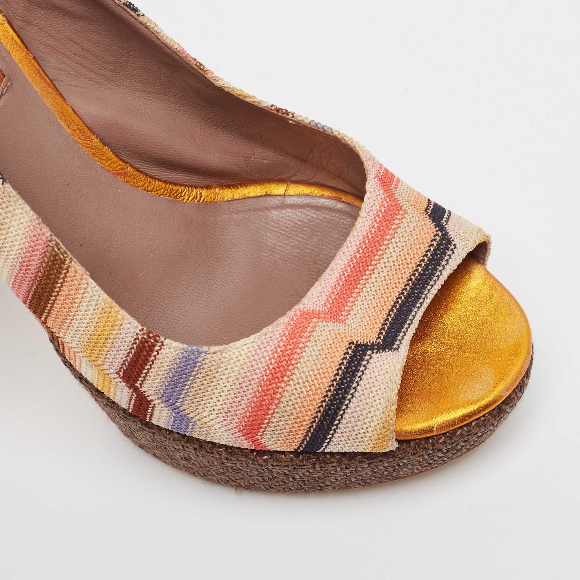 Missoni - Sandales à talons compensés en tissu tricoté multicolore à motifs Taille 36 en vente 2