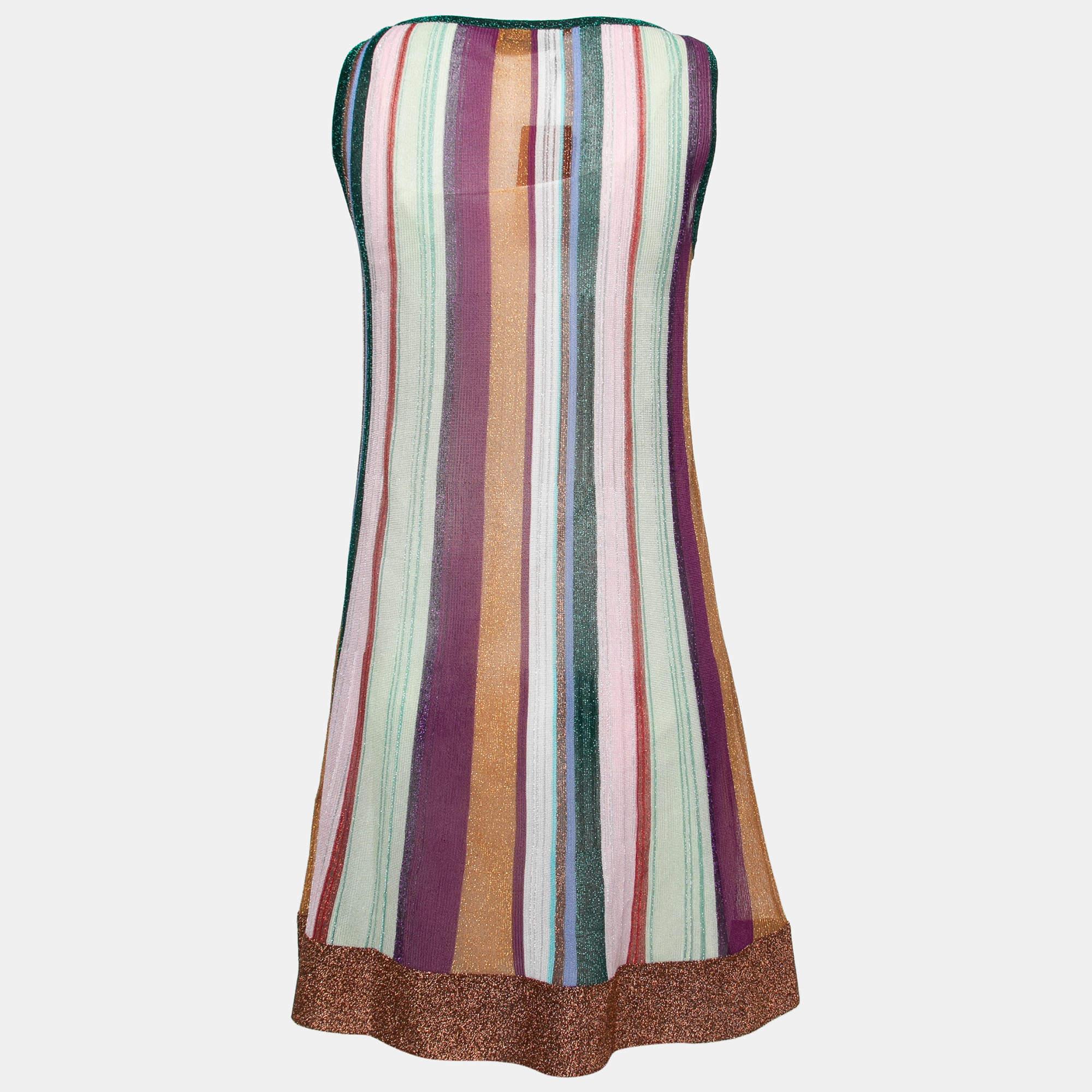 Refresh your summer wardrobe by adding this beautiful dress from Missoni. Creatively made and featuring a poised style, this dress will make you look absolutely elegant.

Includes: tag
