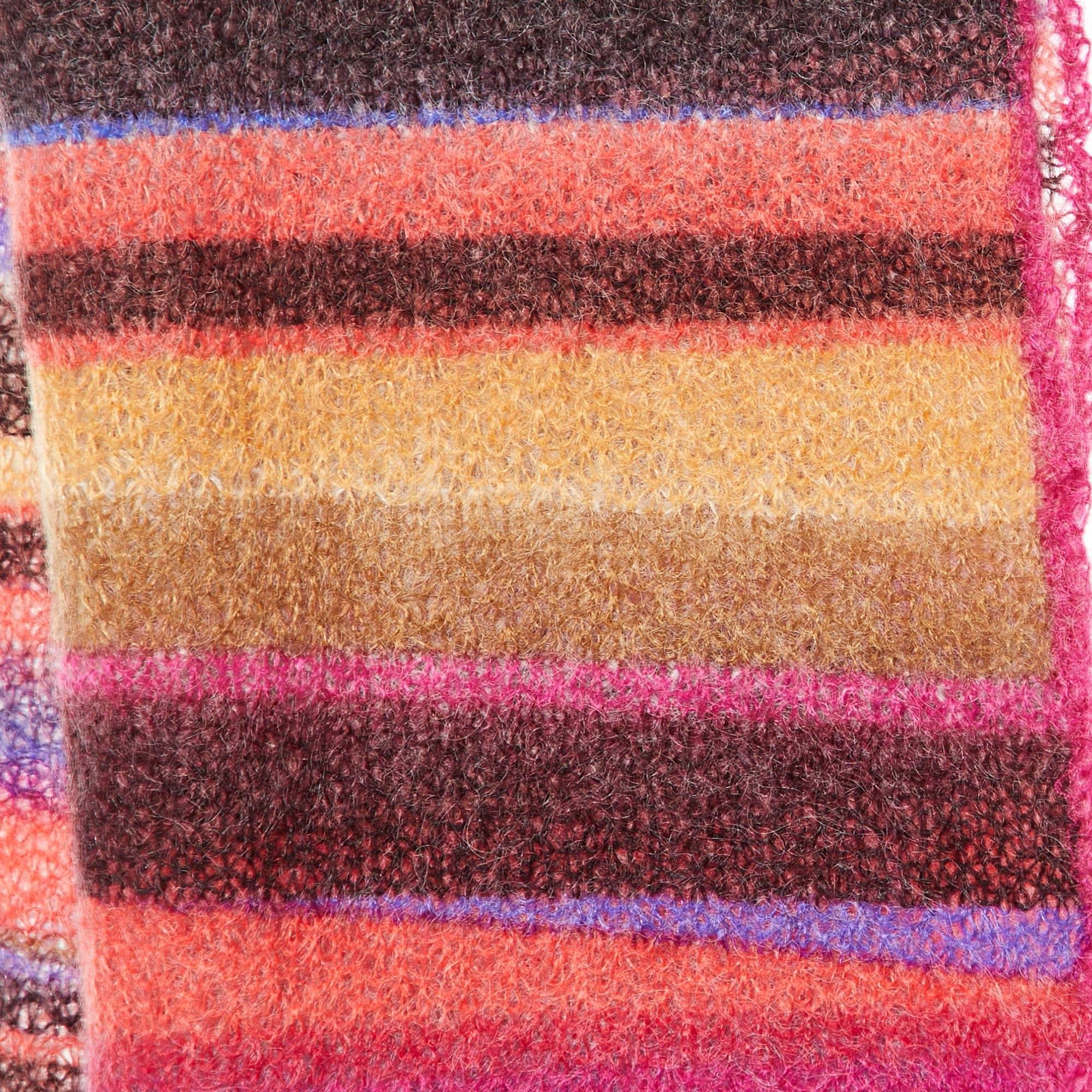 Rosa Stola Missoni in maglia di misto mohair a righe multicolore in vendita