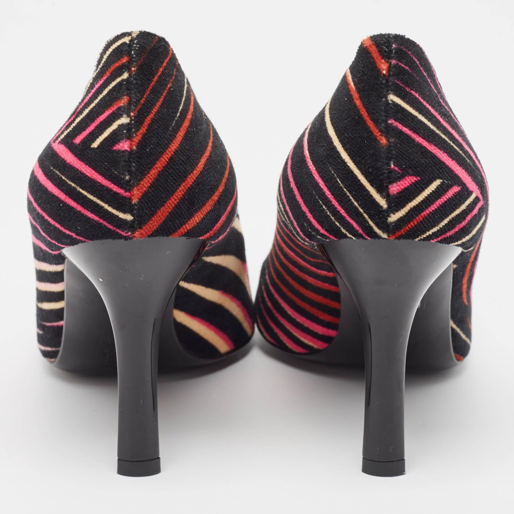 Women's Missoni Multicolor Velvet Suede Pointed Toe Pumps Size 37 For Sale