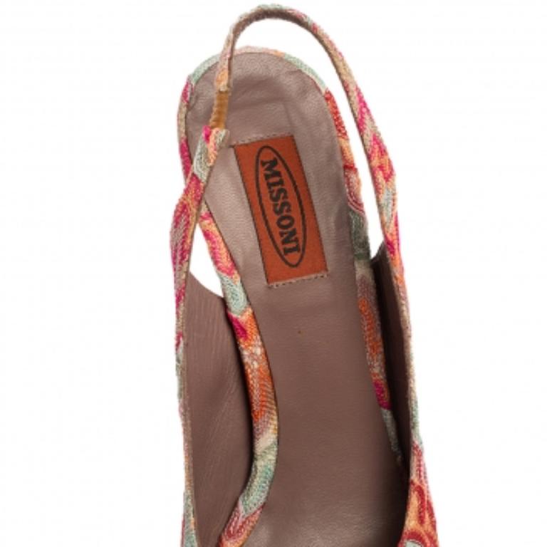 These stylish and comfortable sandals are from the house of Missoni. Crafted using knit fabric and detailed with signature patterns, they are great for a host of occasions. They are styled with peep toes, platforms, 13.5 cm heels, and durable soles.