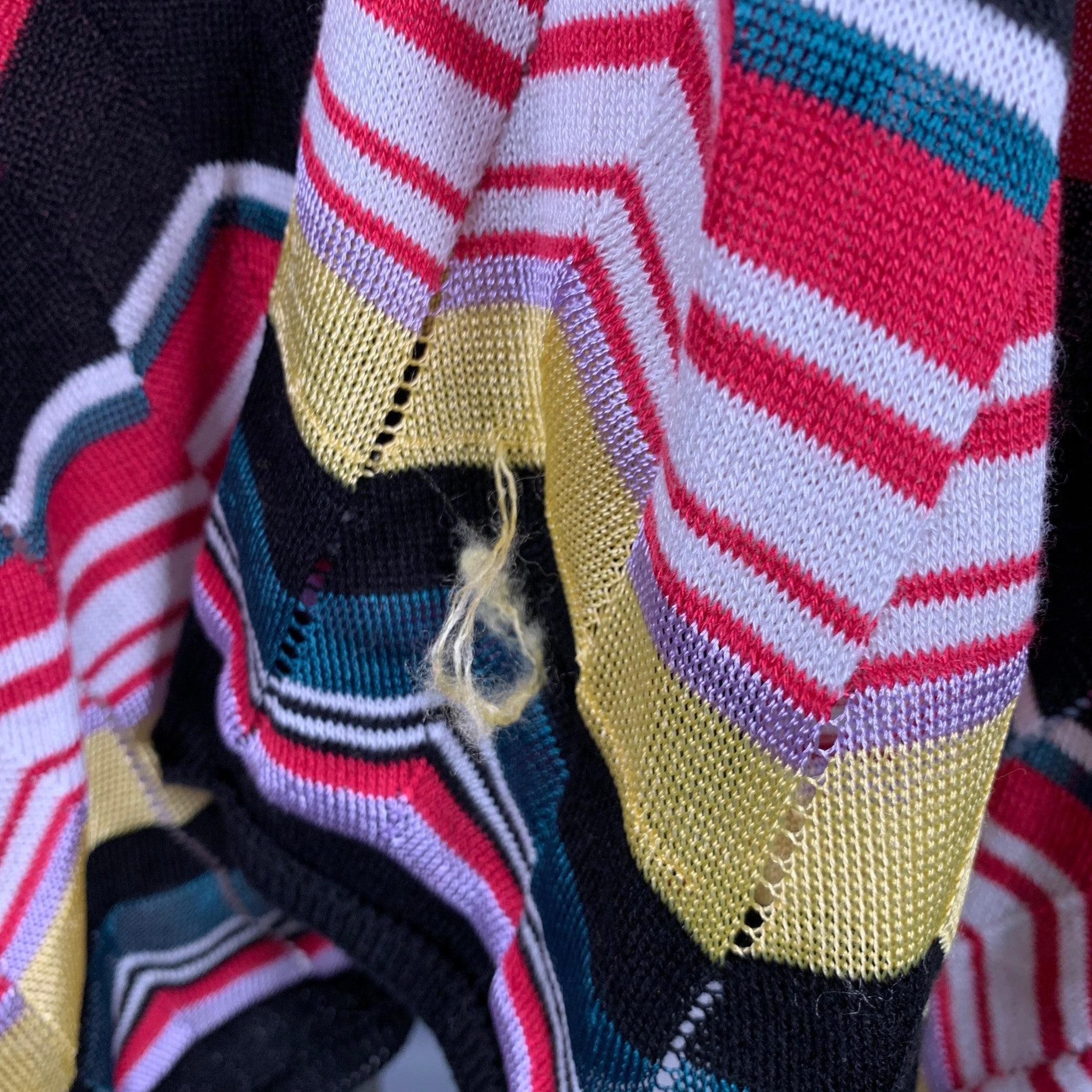 MISSONI One Size Multi Color Cotton Blend Zig Zag Shawl Casual Top (Top décontracté avec châle) Bon état - En vente à San Francisco, CA