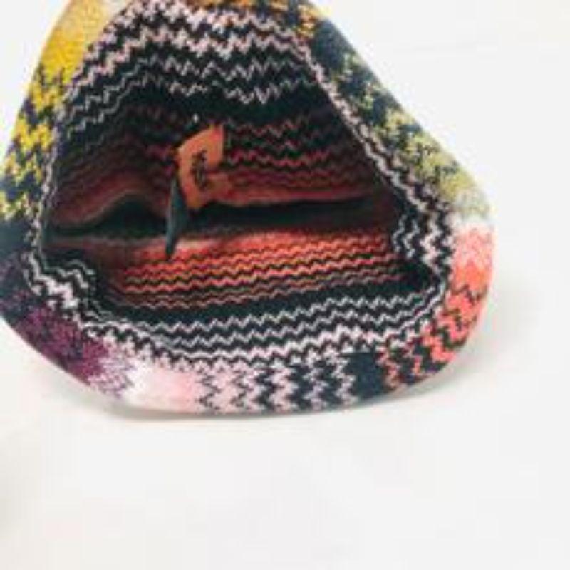 Missoni Orange Peach Burgundy Black Wool Knit Hat  In Excellent Condition For Sale In Los Angeles, CA