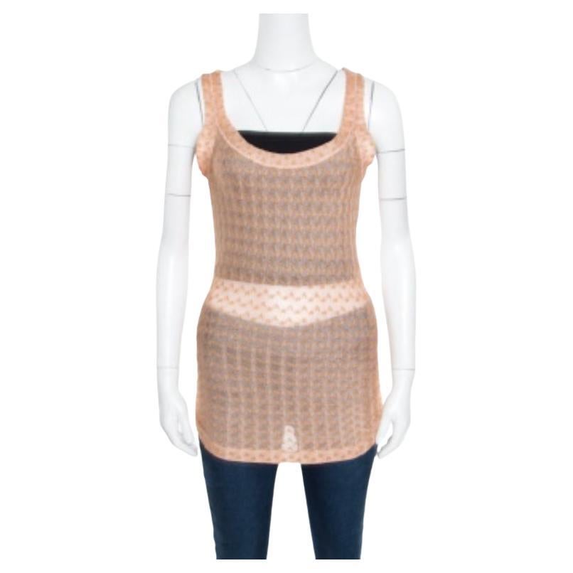 Top sans manches Missoni rose brodé en tricot perforé S en vente