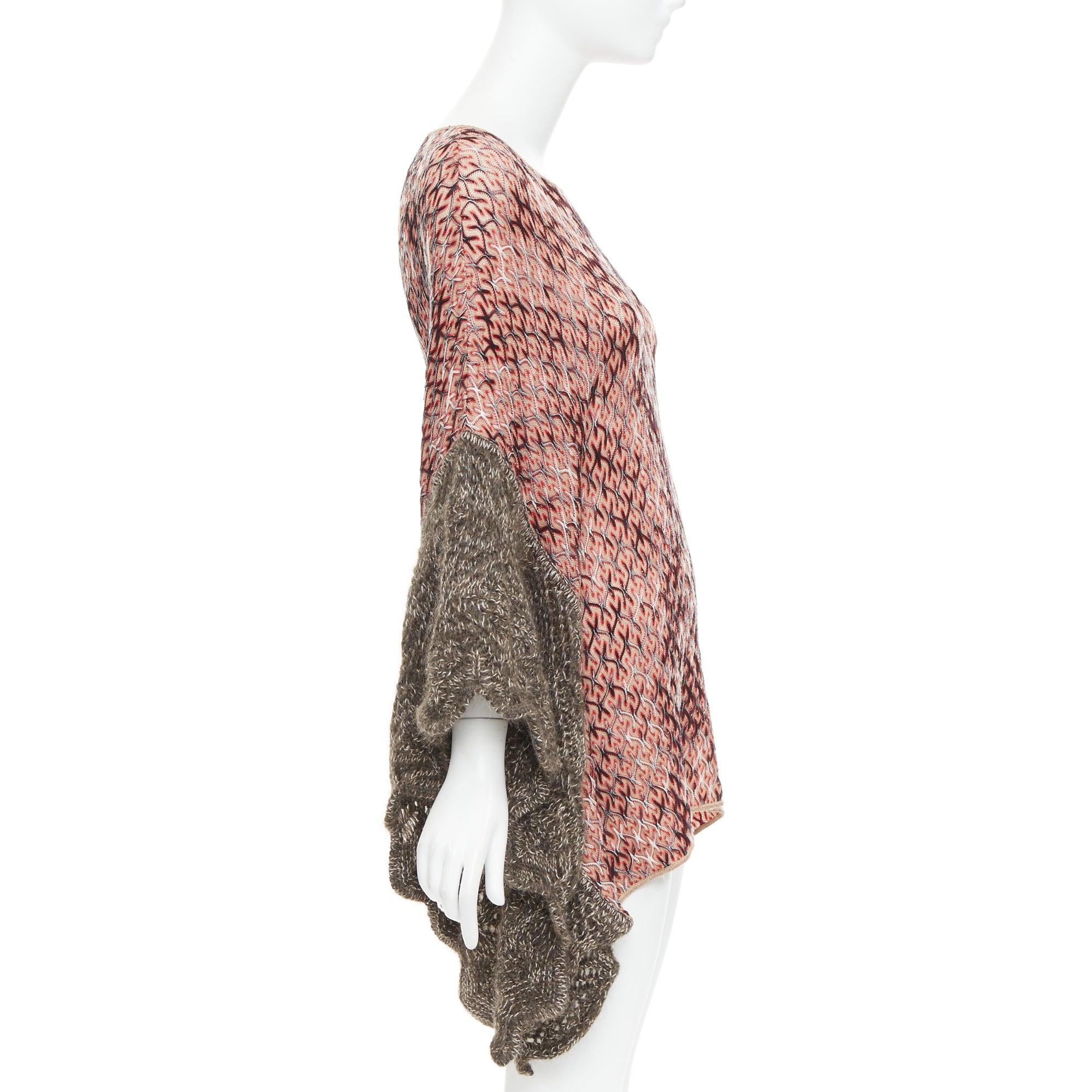 MISSONI red brown wool blend signature chevron contrast knit poncho sweater In Excellent Condition For Sale In Hong Kong, NT