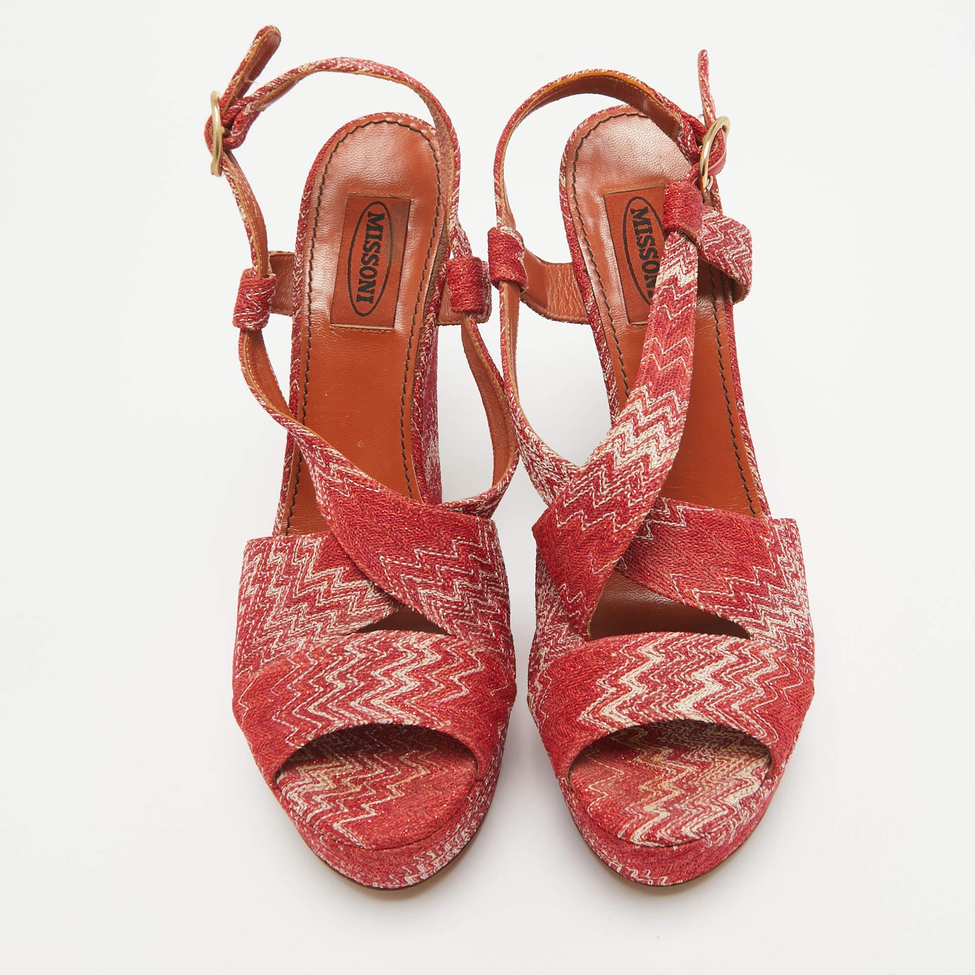 Missoni Rote Lurex-Keilsandalen aus Stoff mit Keil Größe 39 (Braun) im Angebot