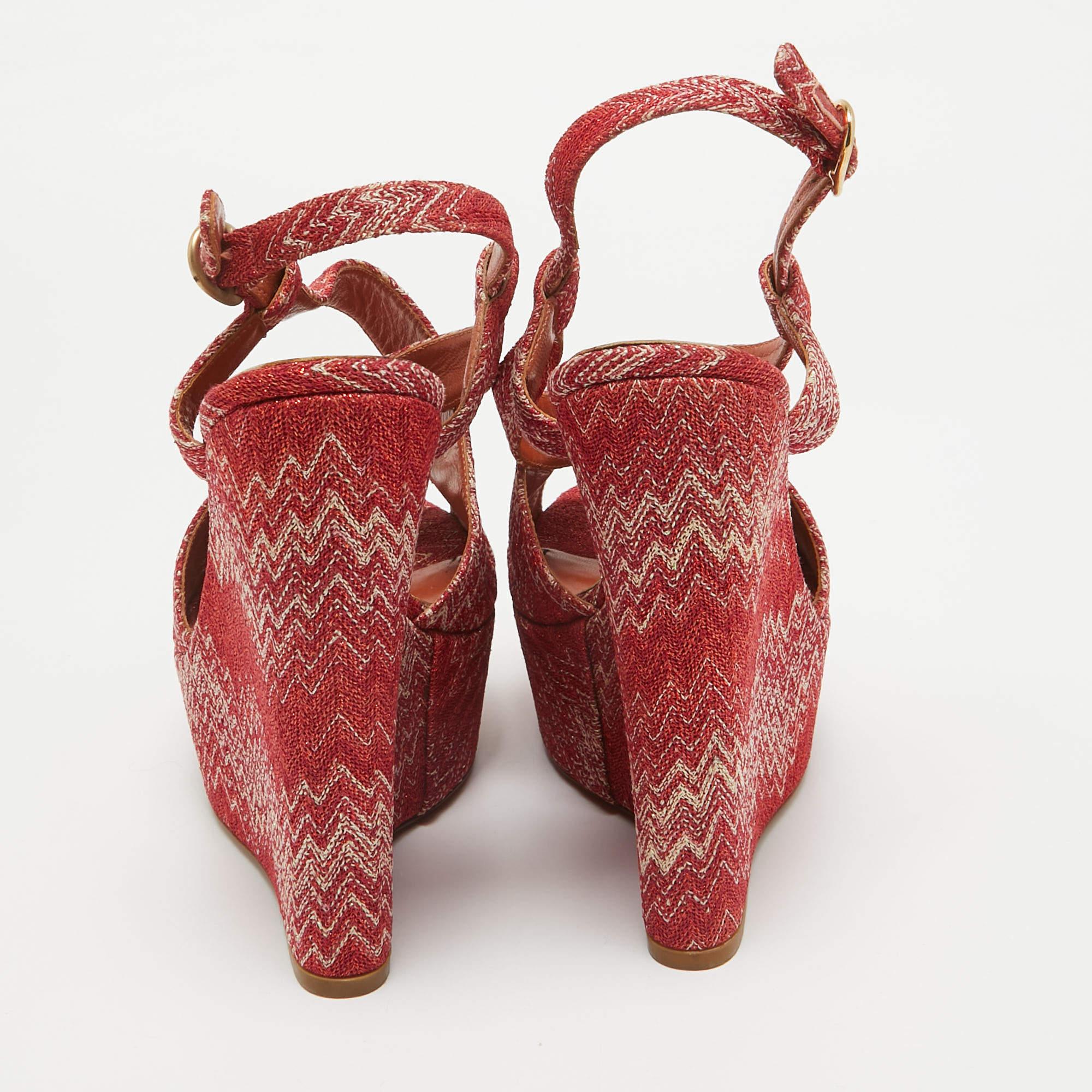 Missoni Rote Lurex-Keilsandalen aus Stoff mit Keil Größe 39 Damen im Angebot