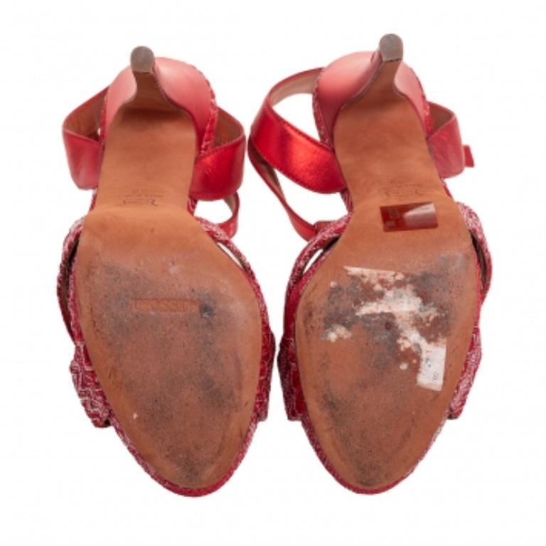 Missoni Red/White Knit Fabric Leather T-Bar Platform Ankle-Strap Sandals Size 36 For Sale 4
