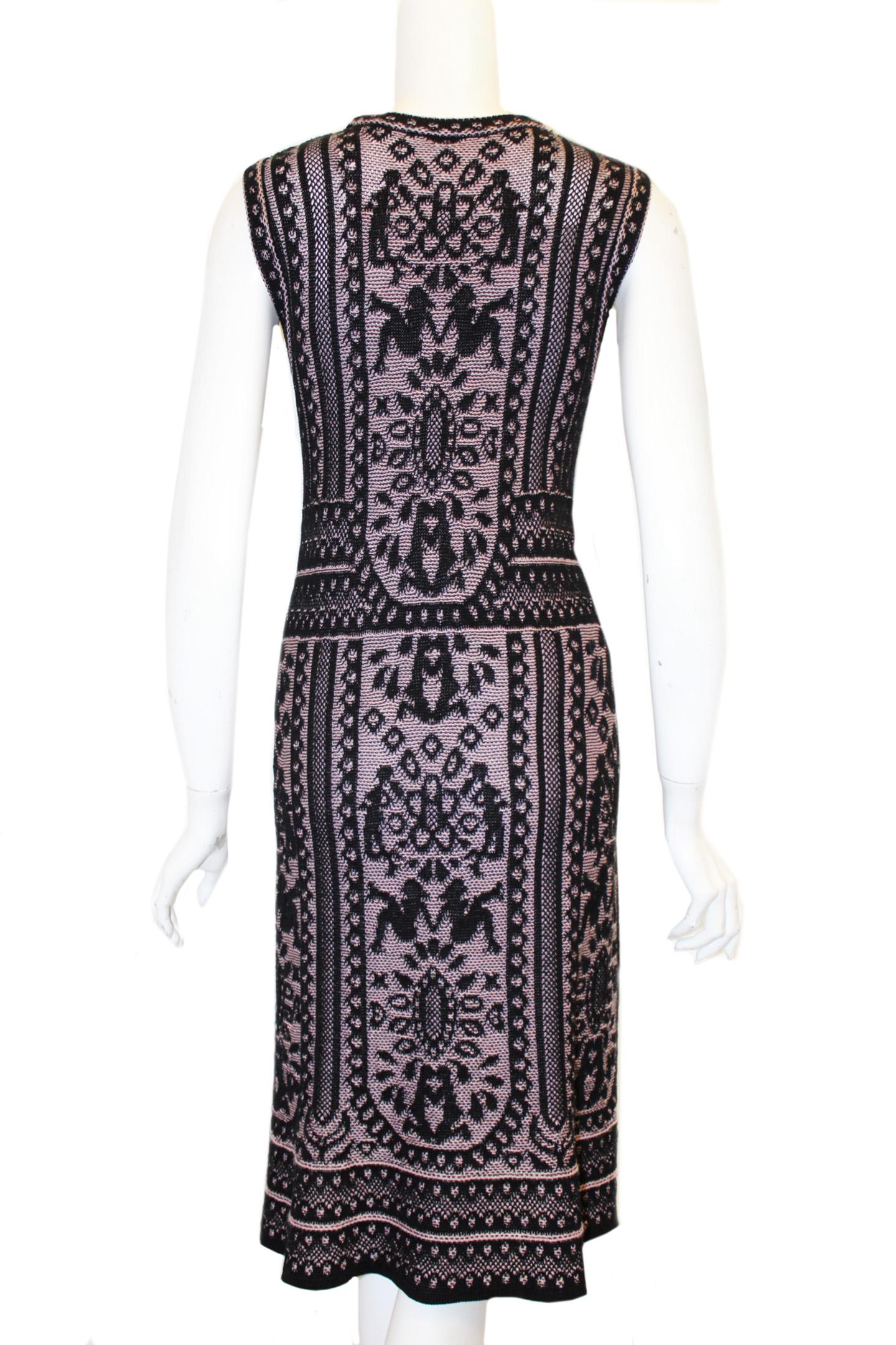 Missoni Rose & Black Sleeveless Knit Dress In Excellent Condition For Sale In Palm Beach, FL