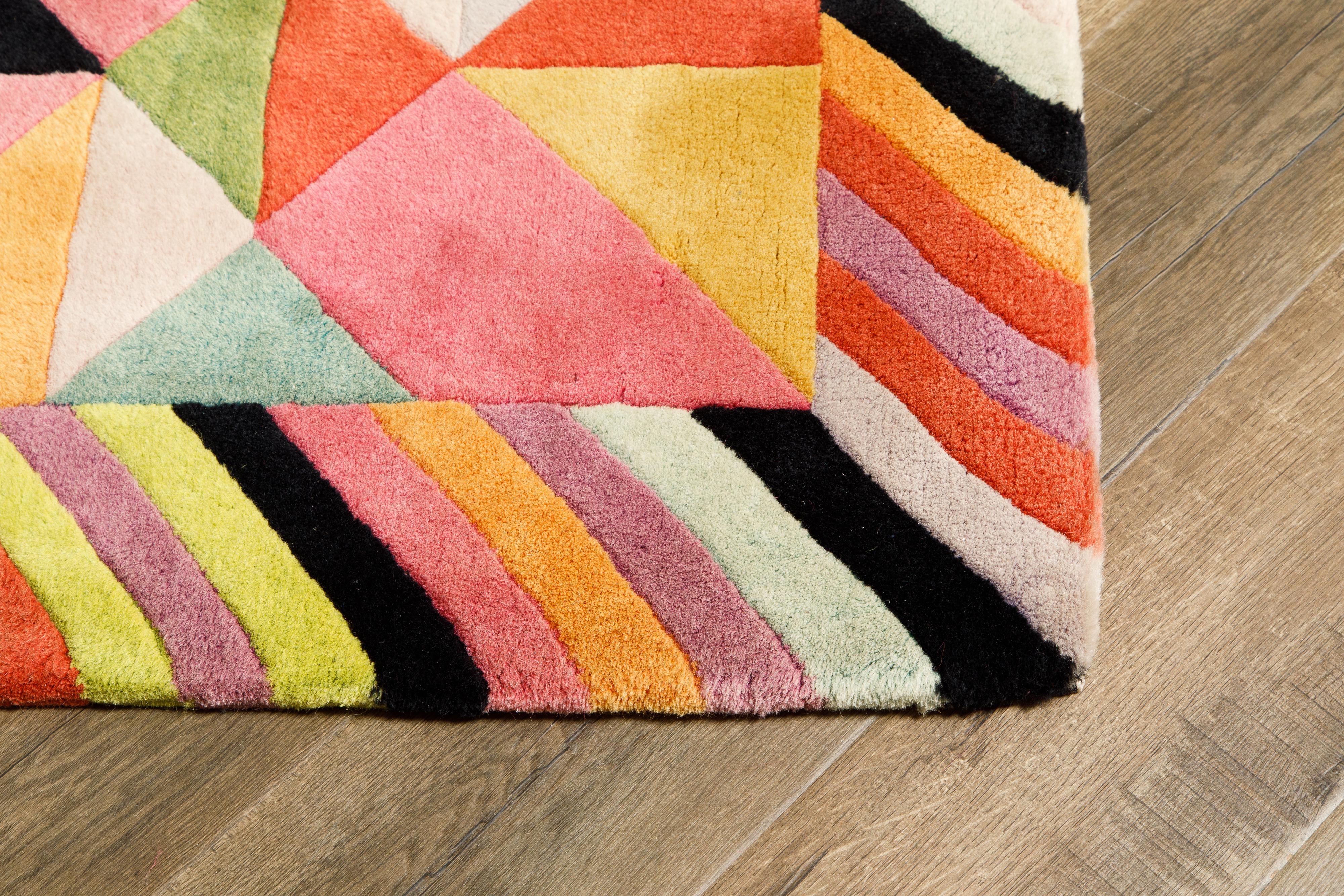 Missoni Signed Post-Modern Kaleidoscope Large Rug, circa 1980 In Good Condition In Los Angeles, CA