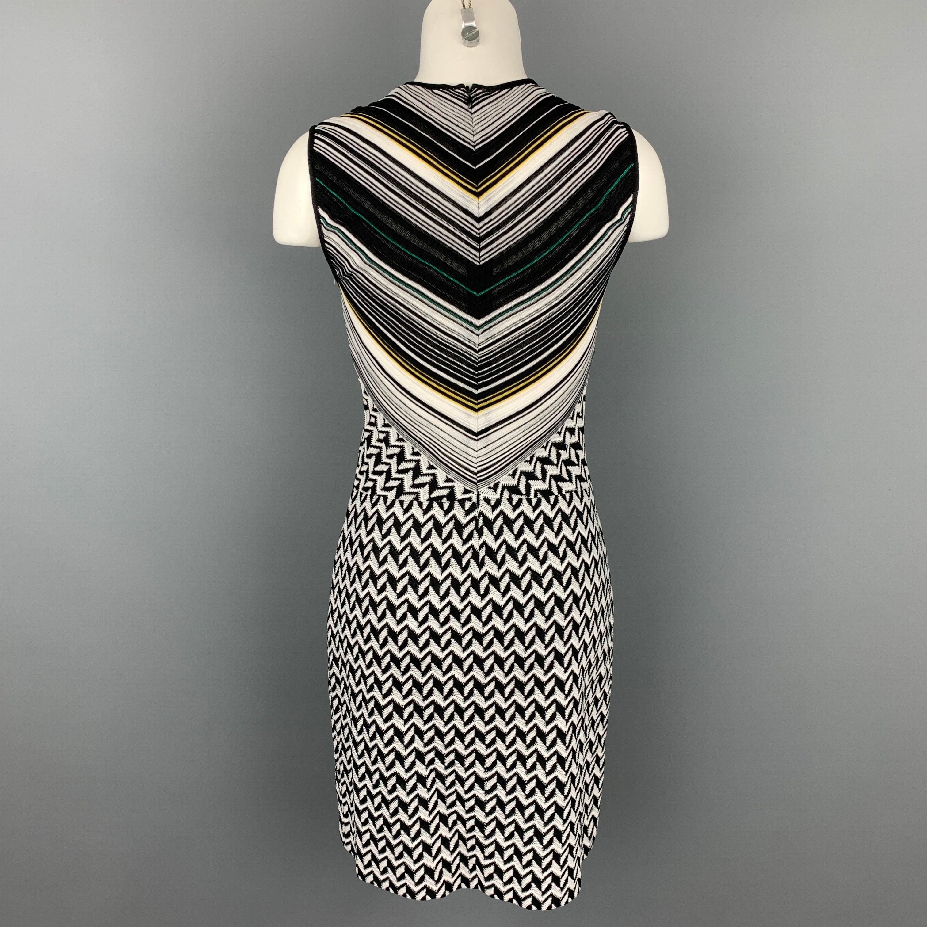 Women's MISSONI Size 4 Black & White Zig Zag Knit Sleeveless Dress For Sale