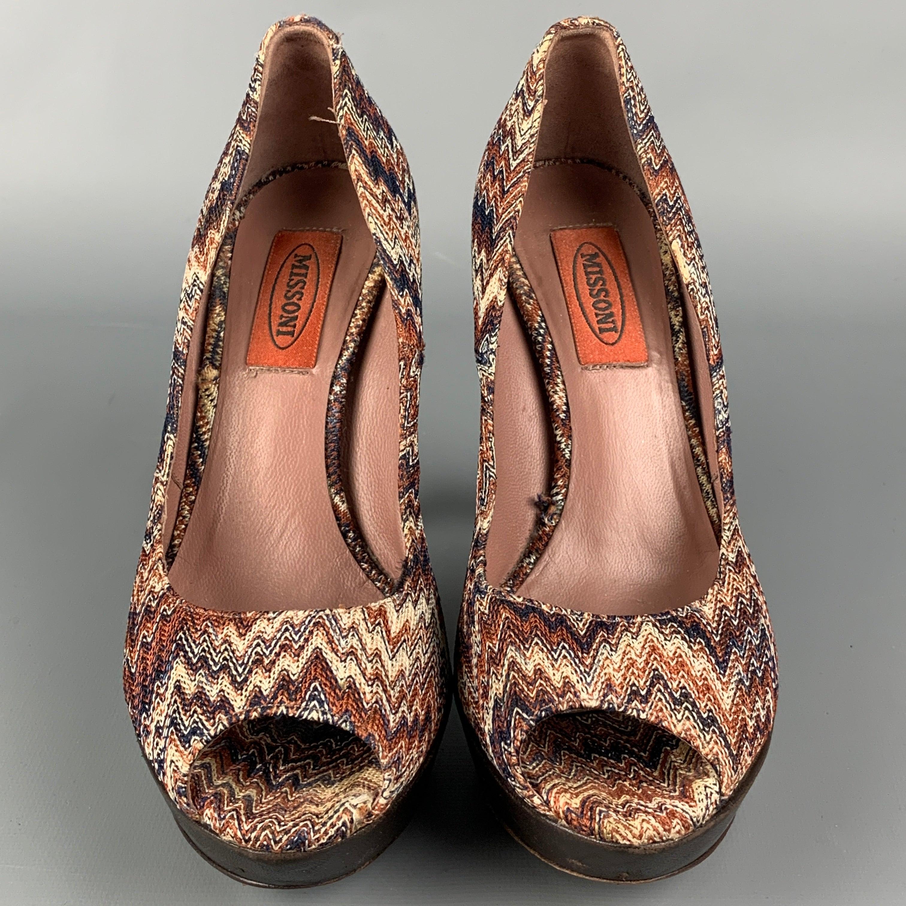 MISSONI Size 8 Multi-Color Zig Zag Platform Pumps In Good Condition In San Francisco, CA