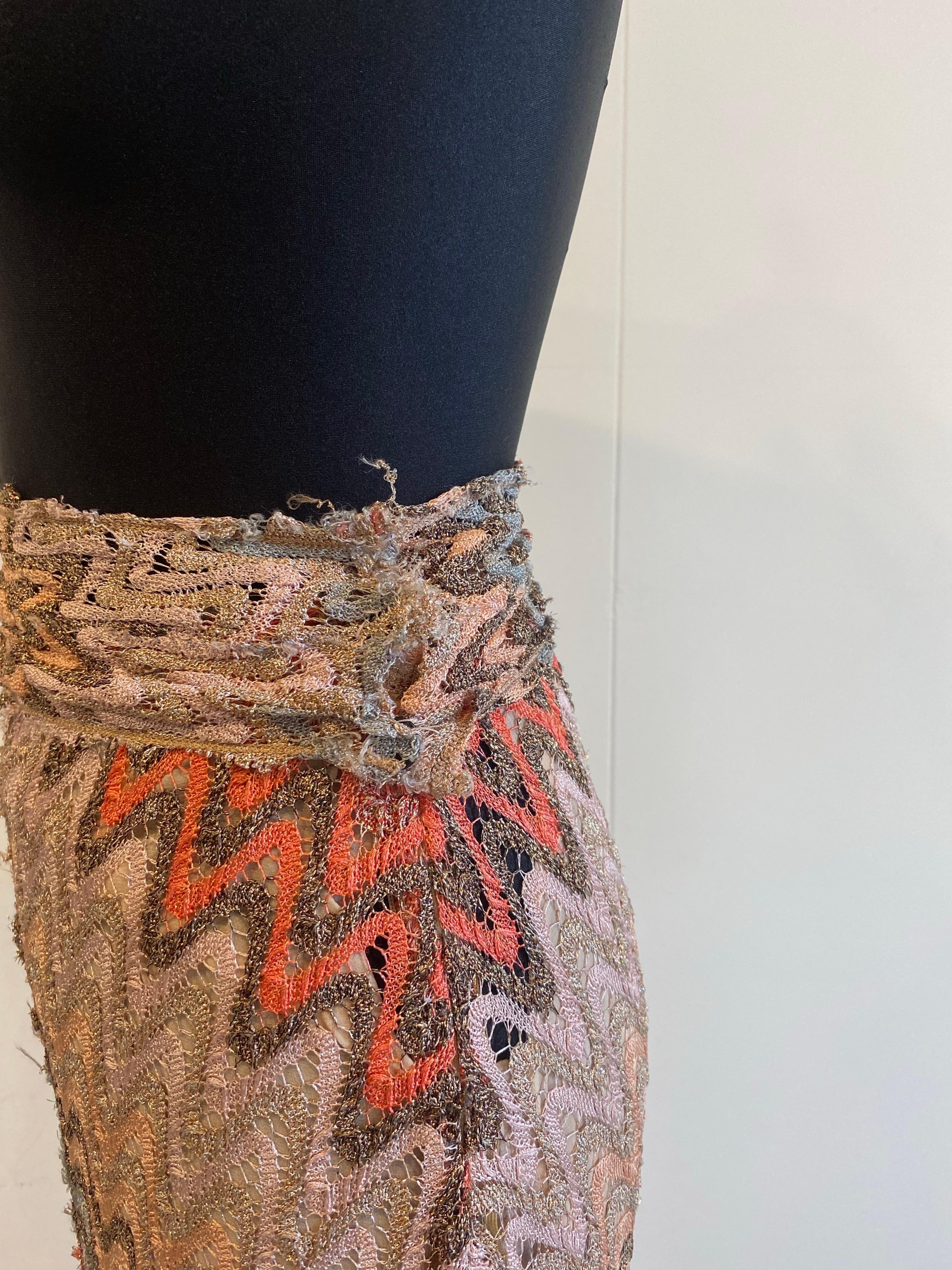 Falda Missoni con cinturón rosa en Excelente estado para la venta en Carnate, IT