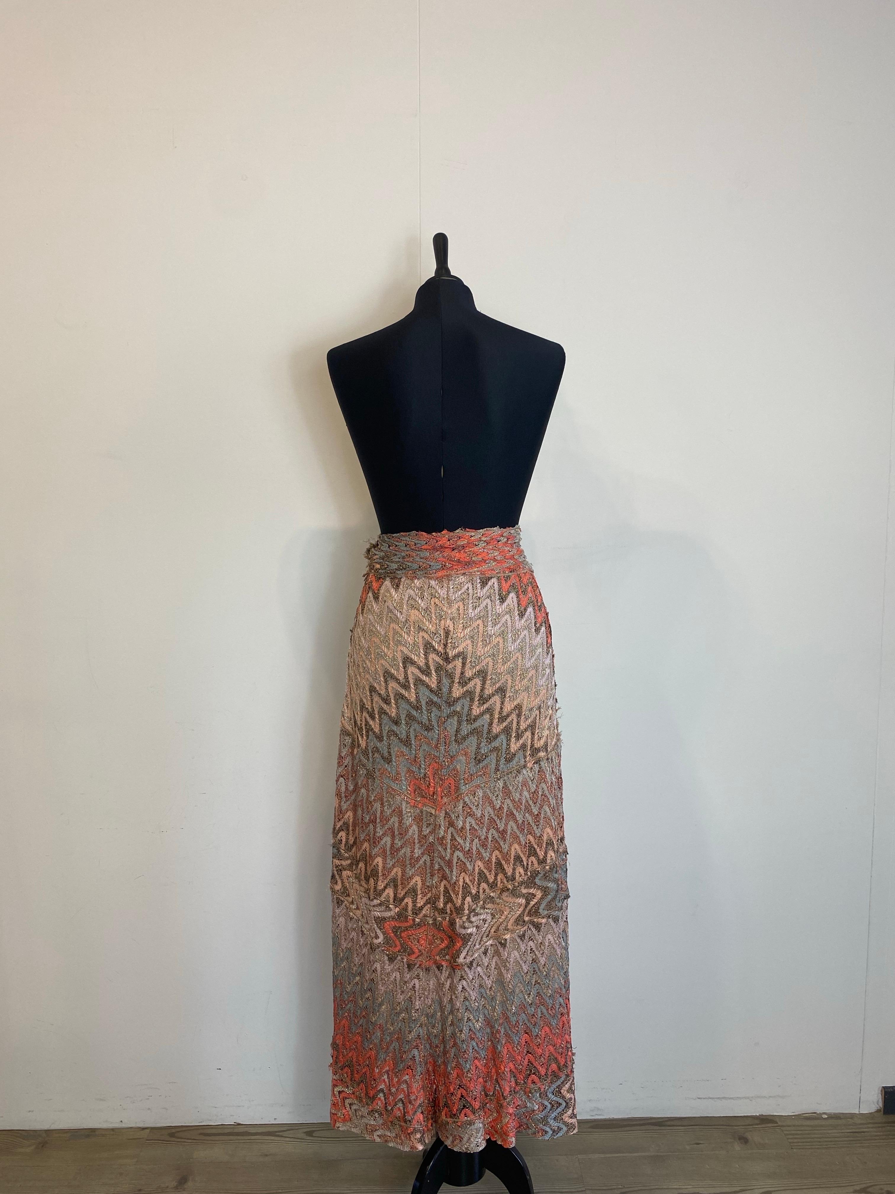 Femenino o masculino Falda Missoni con cinturón rosa en venta
