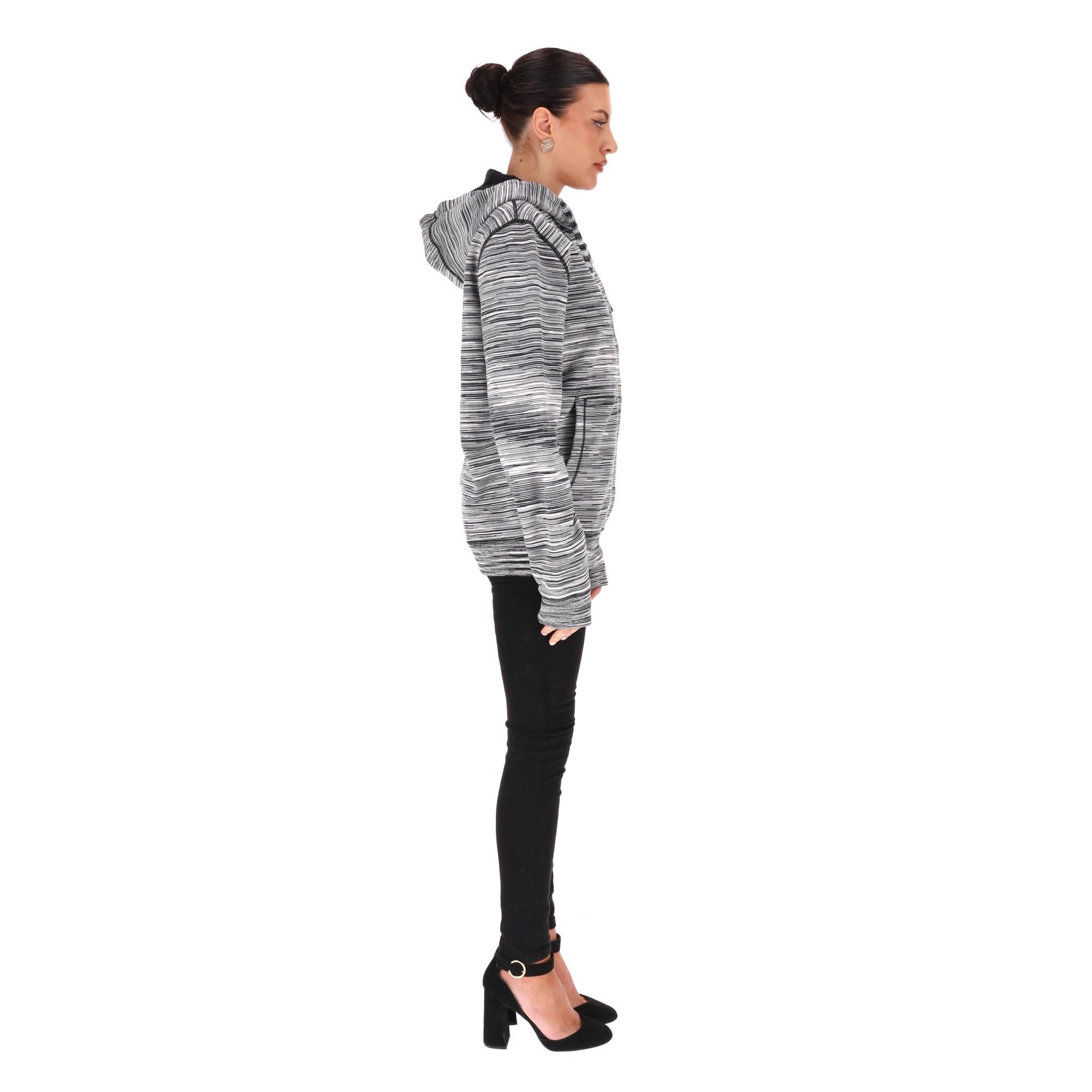 Gris Missoni Sweat-shirt à capuche zippé en coton teint à l'espace en vente