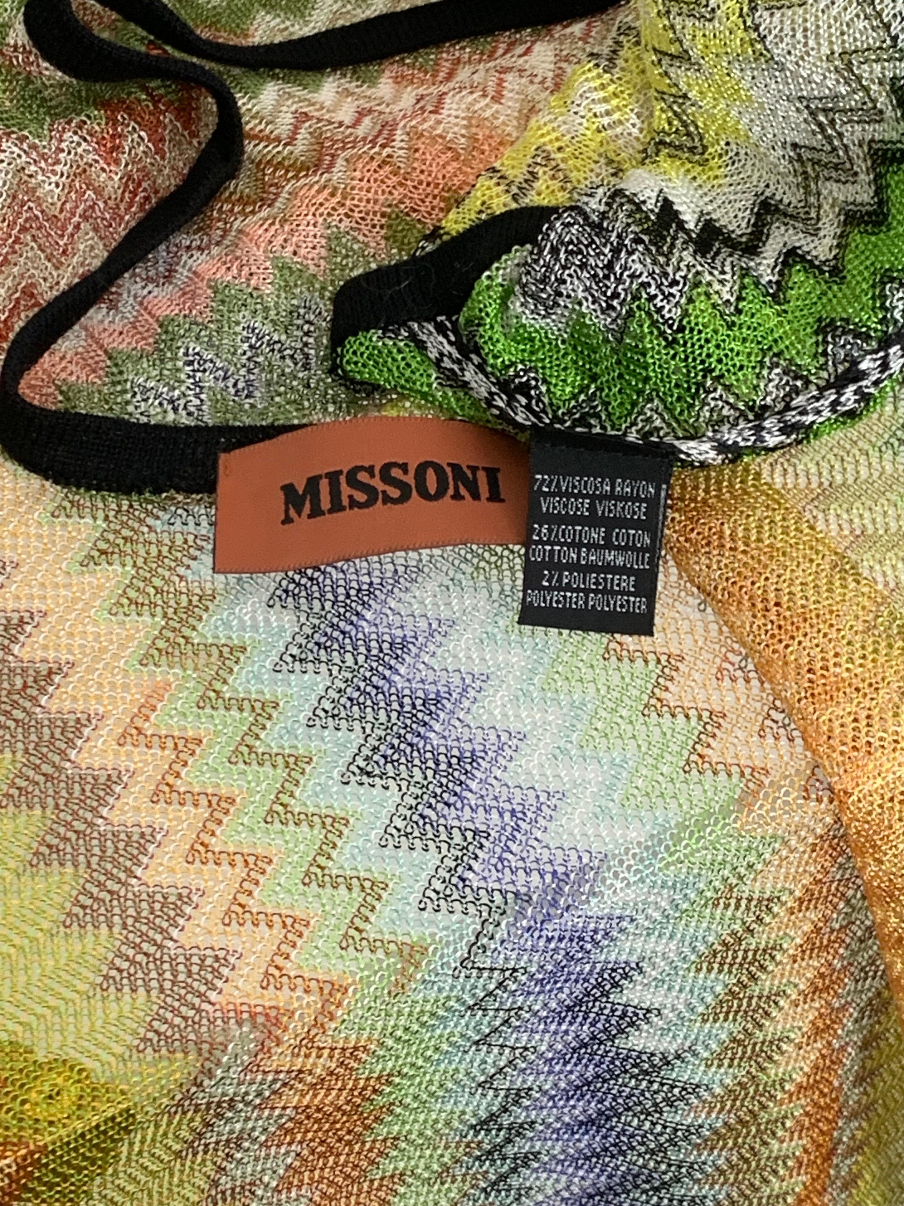 Missoni Spring/Summer Rayon & Cotton Knit Cover-Up in Classic Missoni Zig-Zag For Sale 9