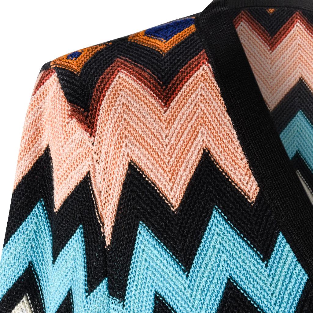 Missoni Top V Neck Iconic Zig Zag Print 46  In Excellent Condition In Miami, FL