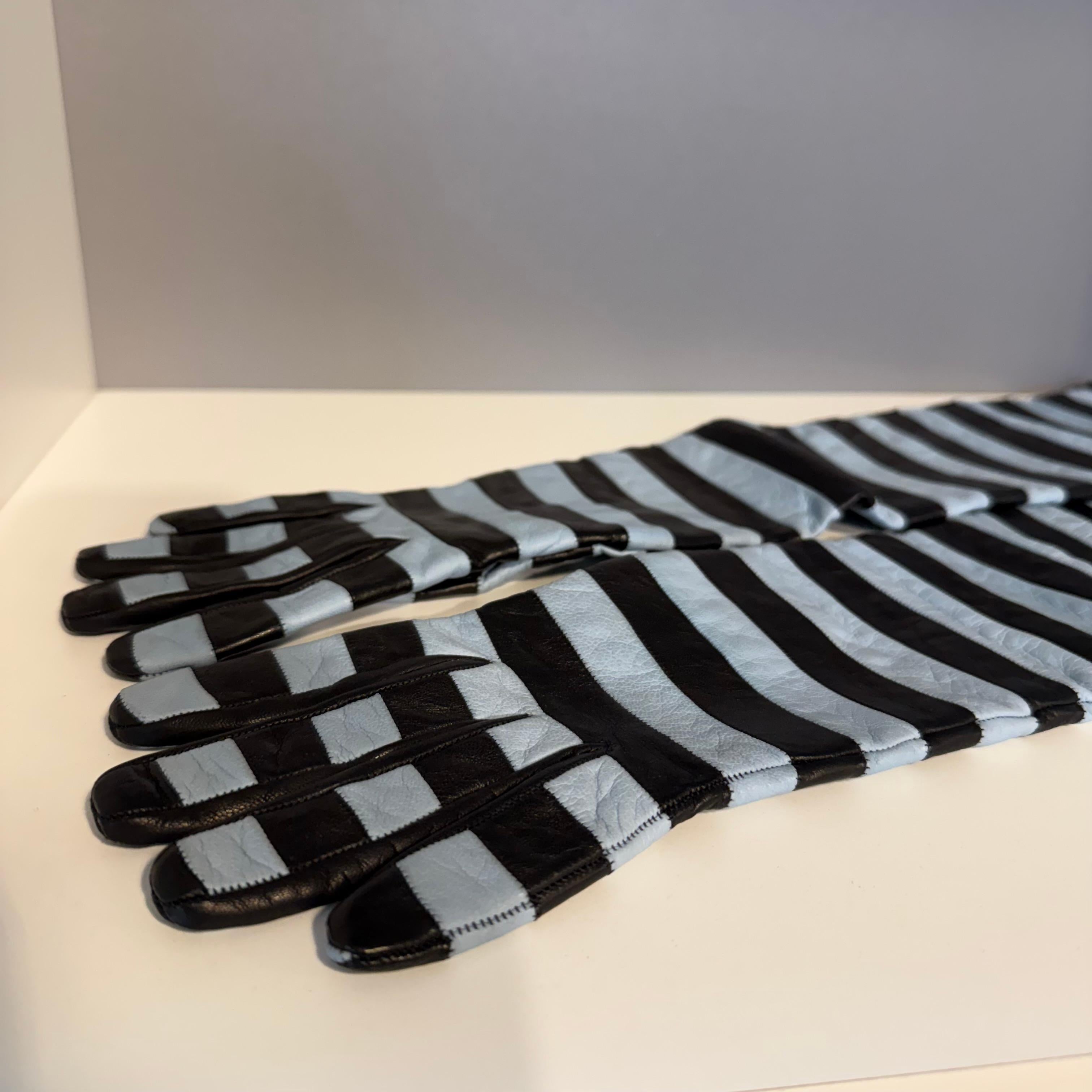 Guanti Missoni super chic
Stile lungo
Pelle morbida
A righe
Colore nero e turchese
Taglia M
Nuovo con etichetta
Lunghezza totale cm 47 (18,5 pollici)
Spedizione espressa in tutto il mondo inclusa nel prezzo!
Le tue domande o i tuoi messaggi