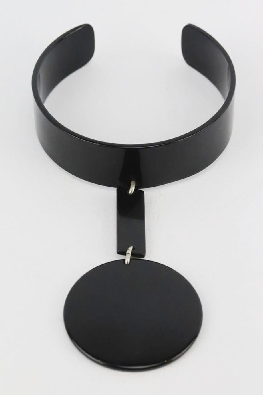 Missoni vintage perspex choker. Black. Slips on. Does not come with dustbag or box. Circumference: 13 in. Width: 1 in. Pendant Drop: 4 in Very good condition - Some signs of wear; see pictures.
