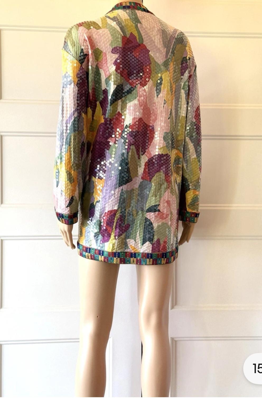 Missoni Vintage Laufsteg F/S 1991 Seide Floral Pailletten Minikleid, Strickjacke Jacke (Grau) im Angebot
