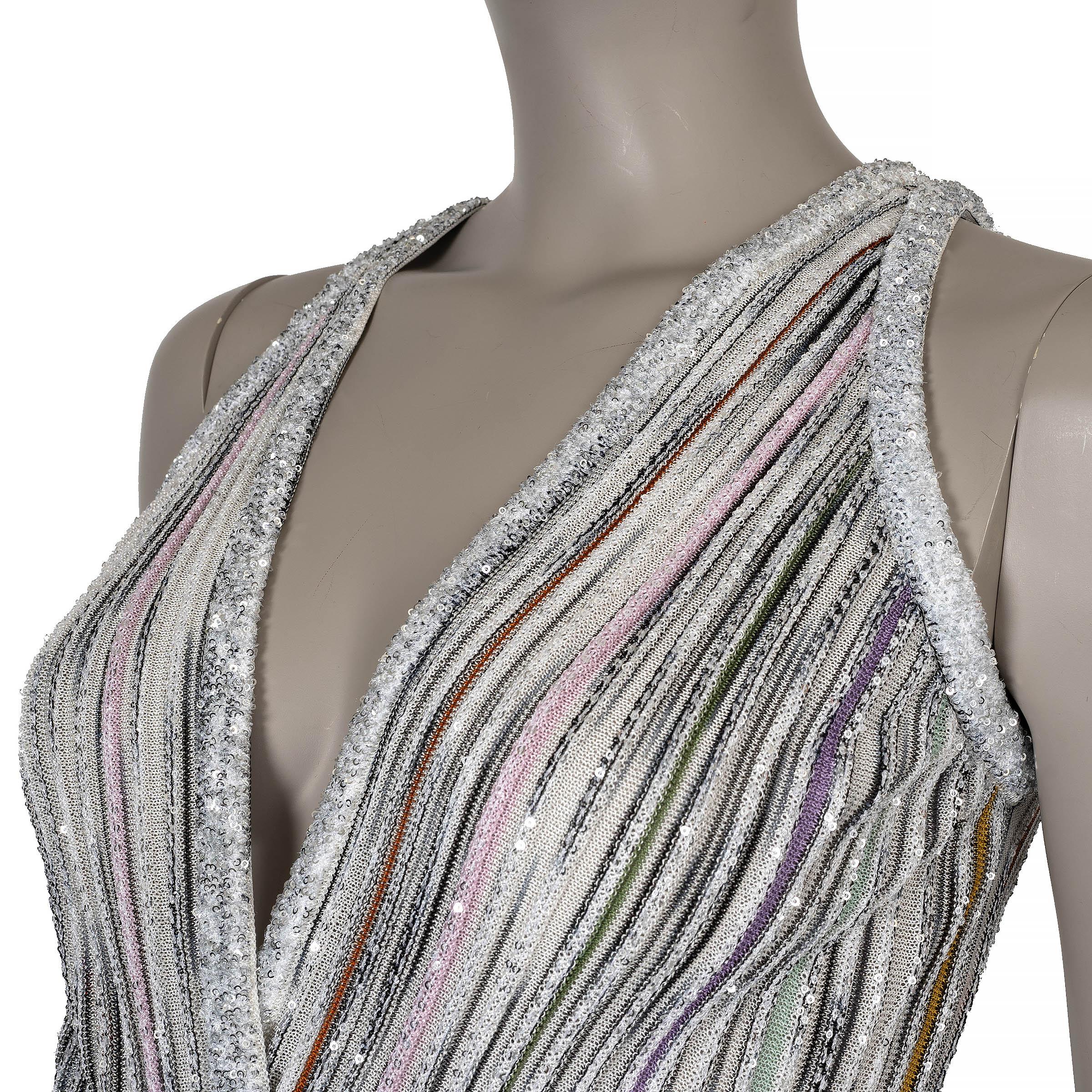 MISSONI white viscose 2022 SEQUIN EMBELLISHED KNIT MAXI Dress 38 XS In Excellent Condition For Sale In Zürich, CH