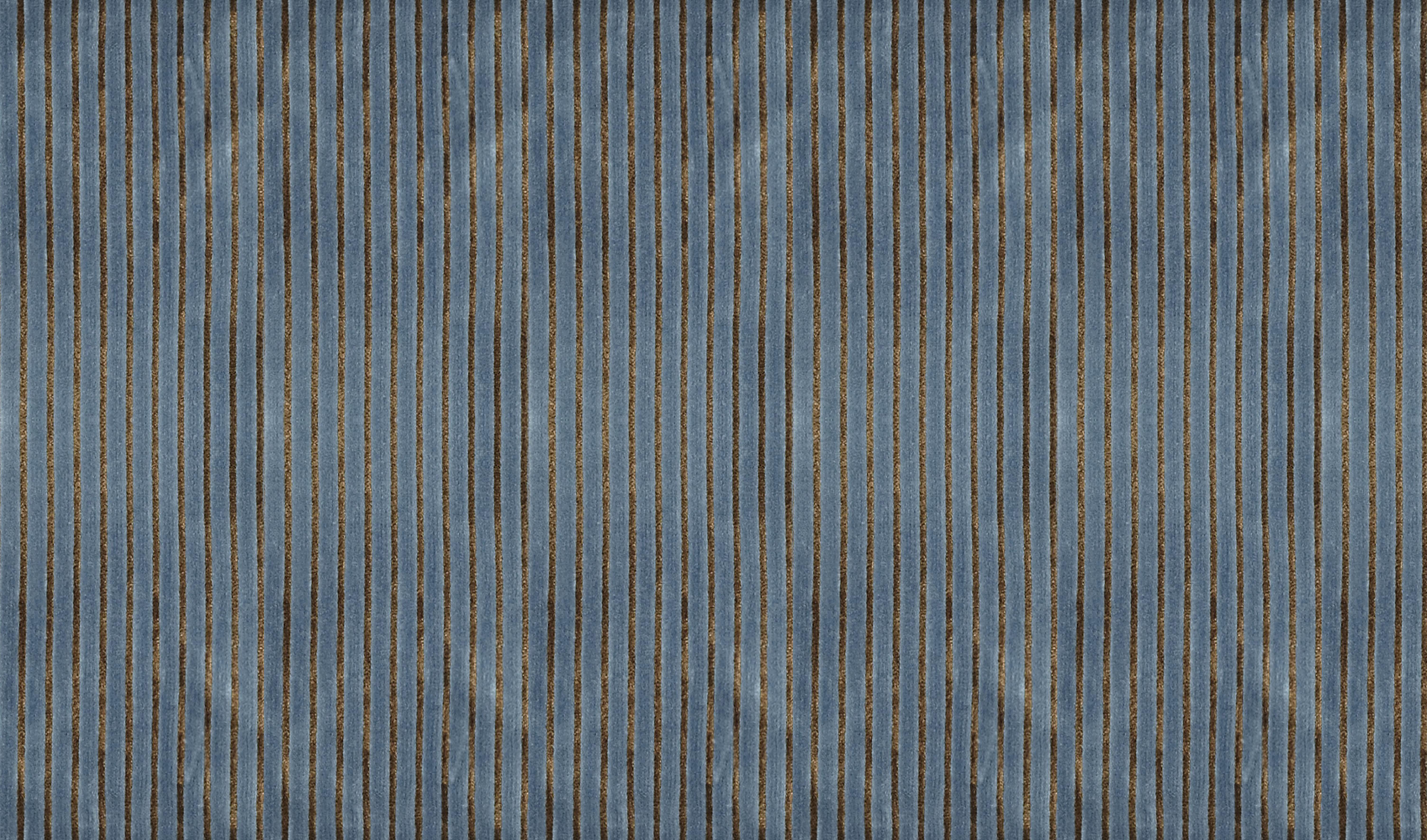 Rauten-Pouf aus Baumwollmischung und gecrashtem Samt von MissoniHome mit kontrastierenden Streifen und abnehmbarem Bezug. Perfekt zu kombinieren mit verschiedenen Mustern und Farben, um Ihren MissoniHome-Look zu erden.

