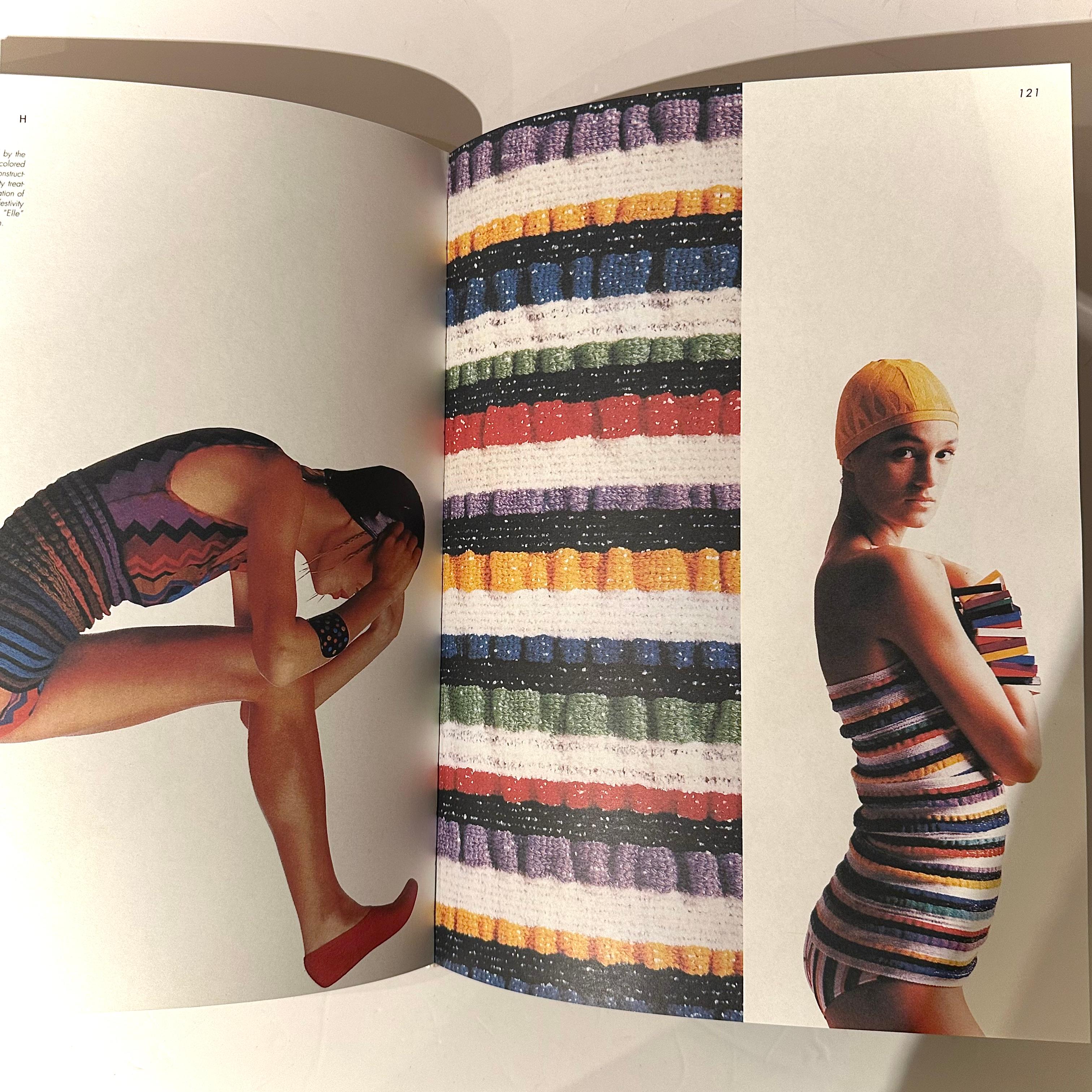 Missonologia: The World of Missoni - Isa Tutino Vercelloni - 1st edition, 1995 In Good Condition For Sale In London, GB