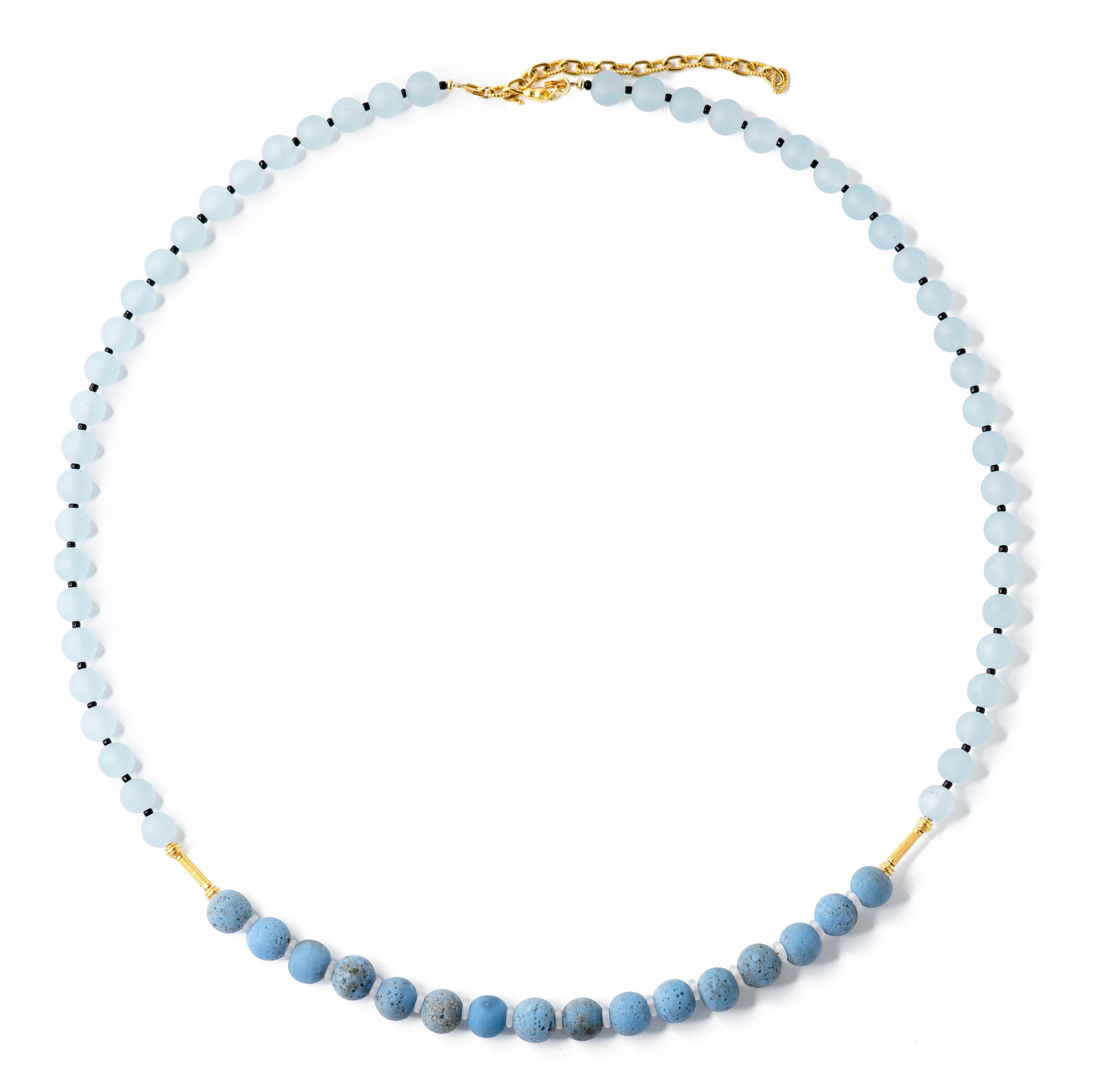 Collar de Calcedonia Niebla sobre Terreno Azul - by Bombyx House Artesano en venta