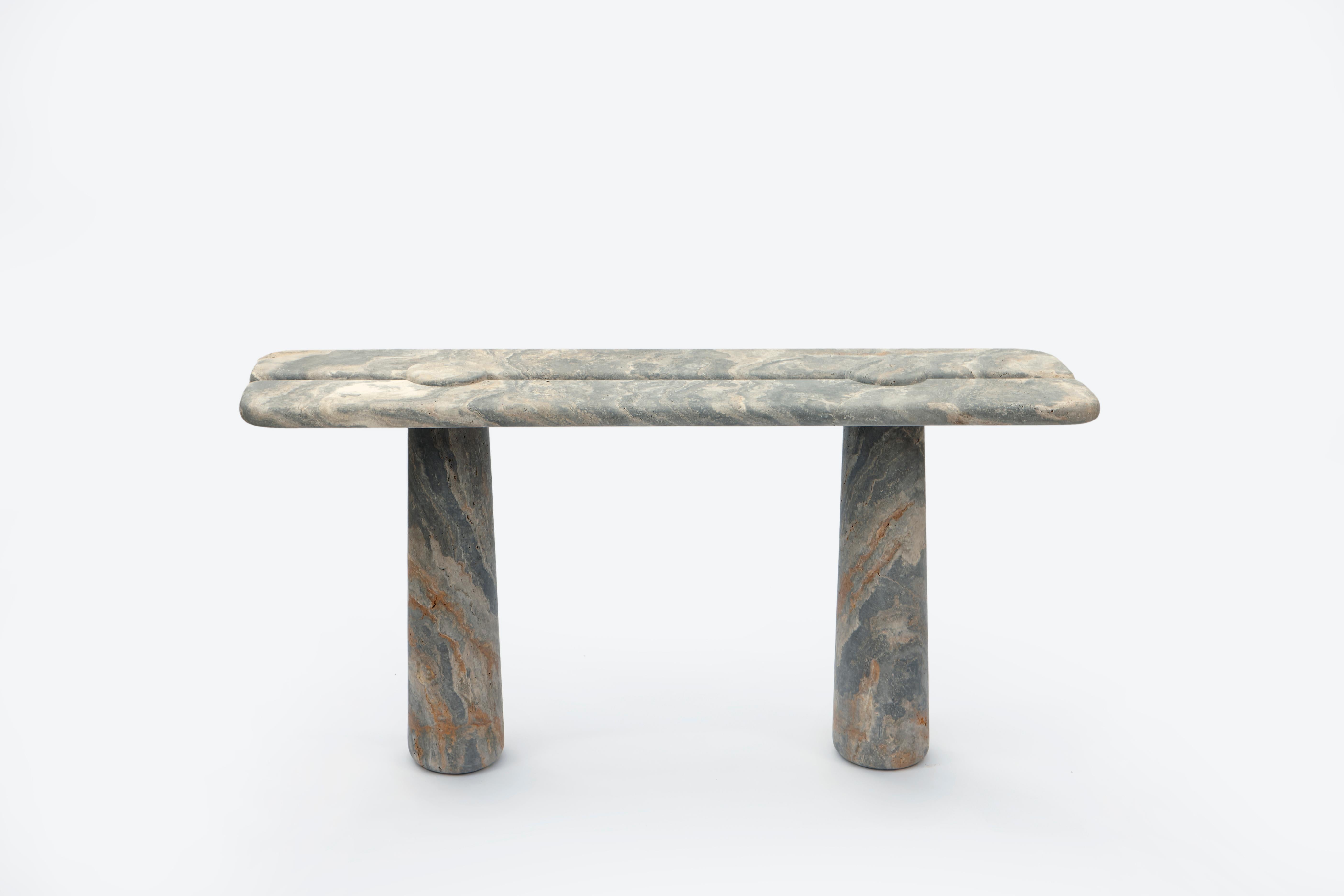 Libanais Console Mistral V2 de Studio Bazazo en vente