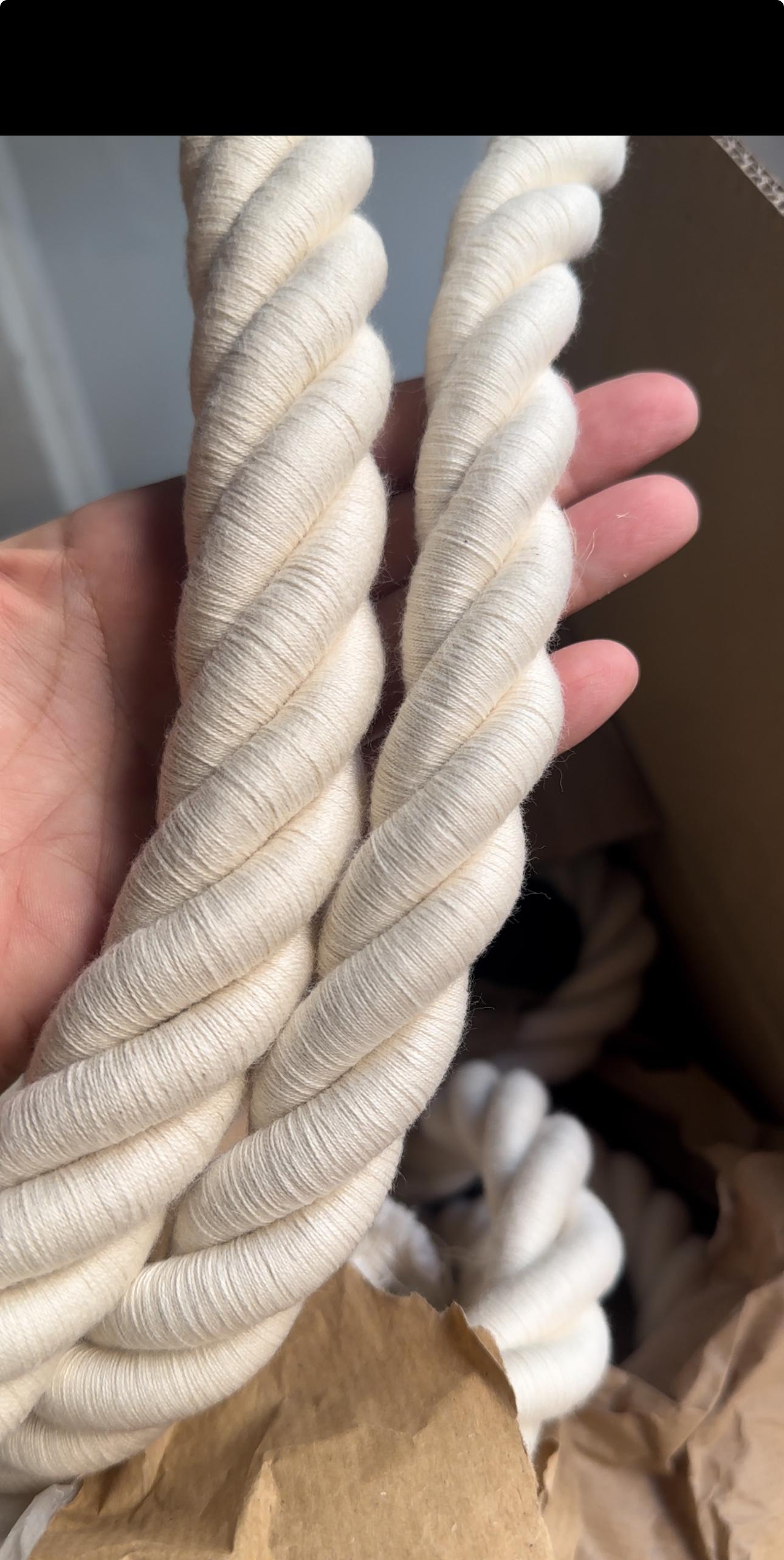 Grès porcellanato Ciondolo in gres Mistral-Sculturale, Essenza Mediterranea in vendita