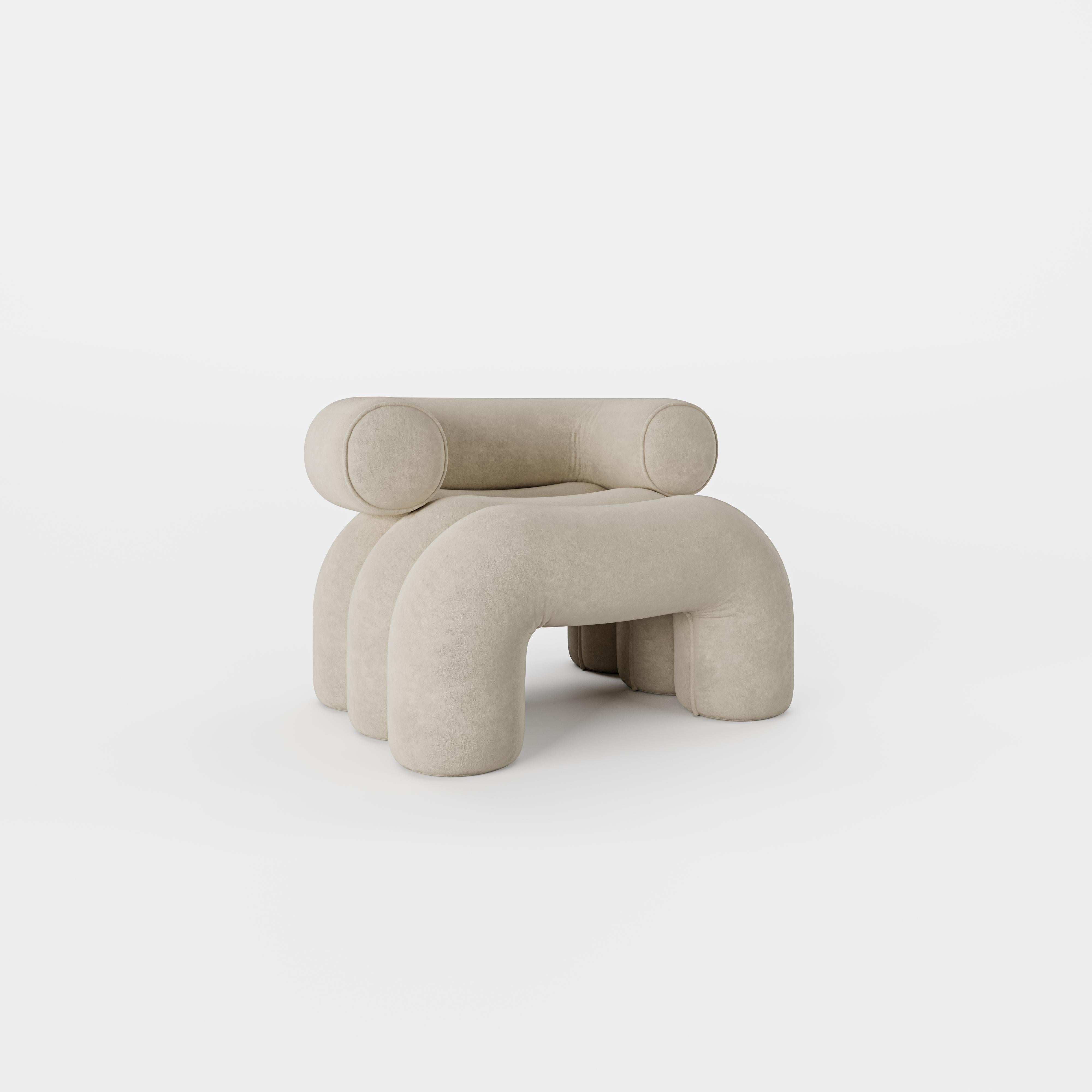 Altro Poltrona Aurora di Nelson Araujo in beige nebbioso in vendita