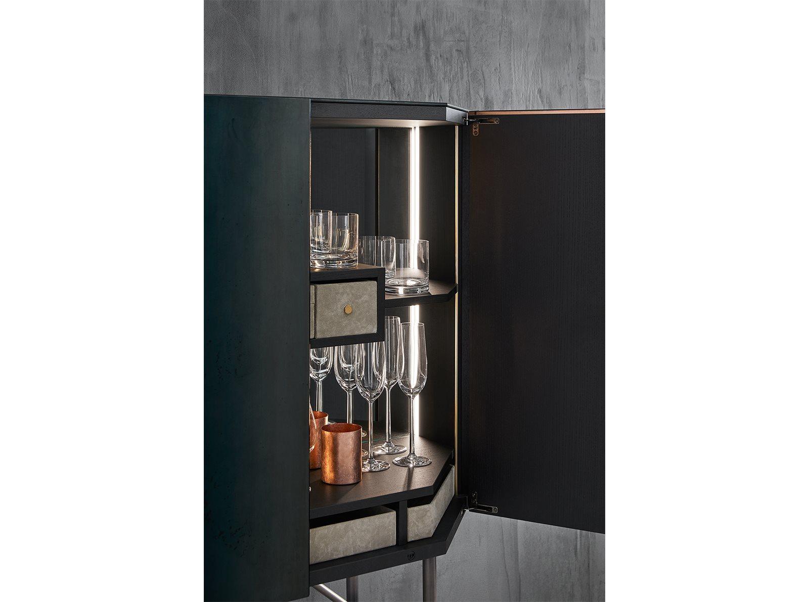 Misty Venice numbered edition bar cabinet in glass by Gallotti & Radice.

Black open pore lacquered ash wooden bar unit covered by 6mm tempered glass decorated by hand with an exclusive treatment. Patinated bronze lacquered base. 

Supplied with