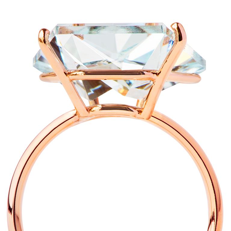 Contemporary Misui 18 Karat Rose Gold 5.5 Carat Aquamarine Gemstone Cocktail Ring For Sale