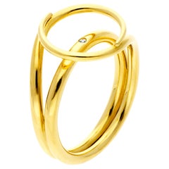 Misui Medium Fluent Ring in 18 Karat Gold with a White Diamond