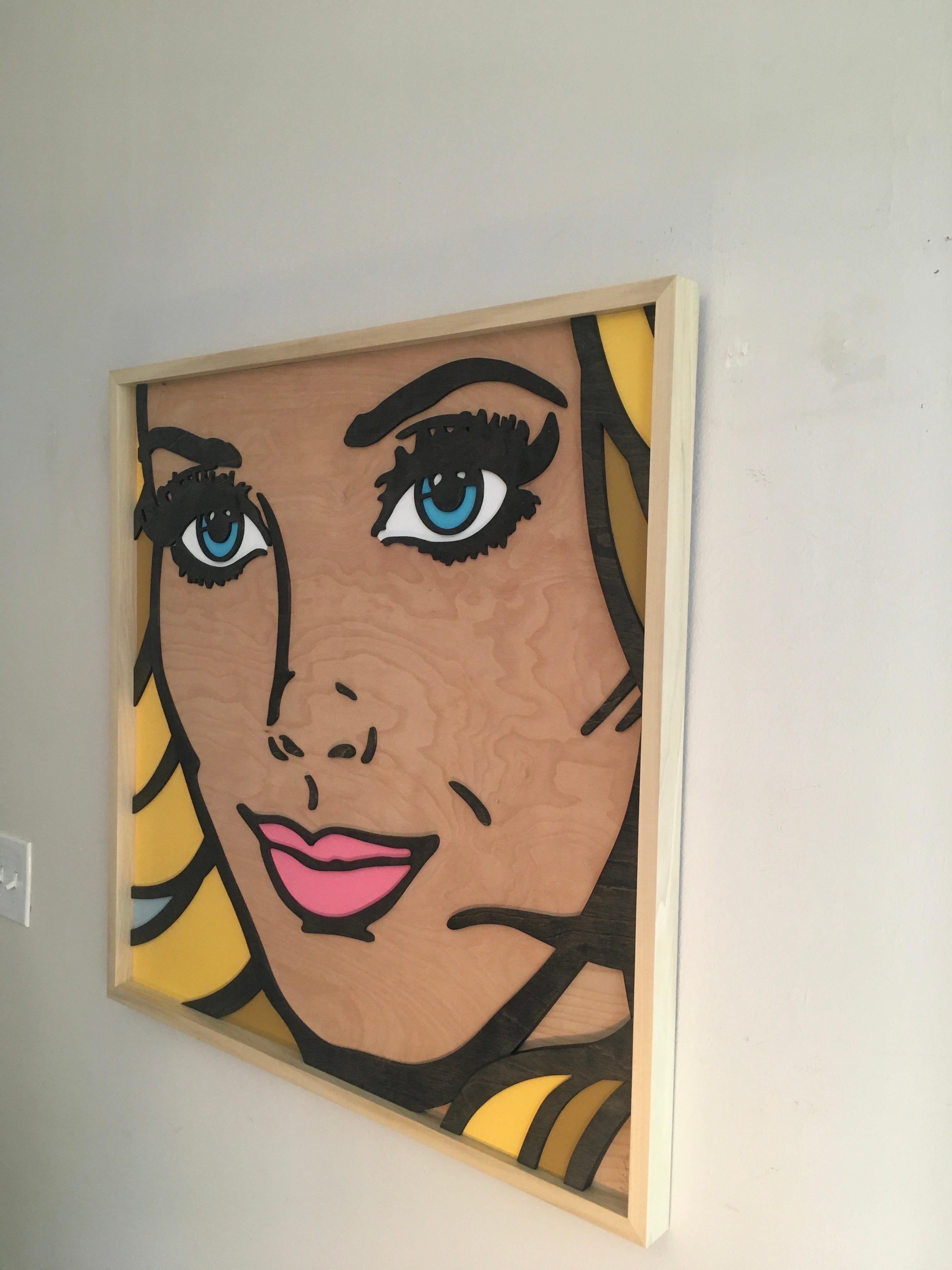 Back to Me, Pop Art, Wood, Femme, Figurative, Blonde, Yeux bleus, Lèvres roses en vente 1