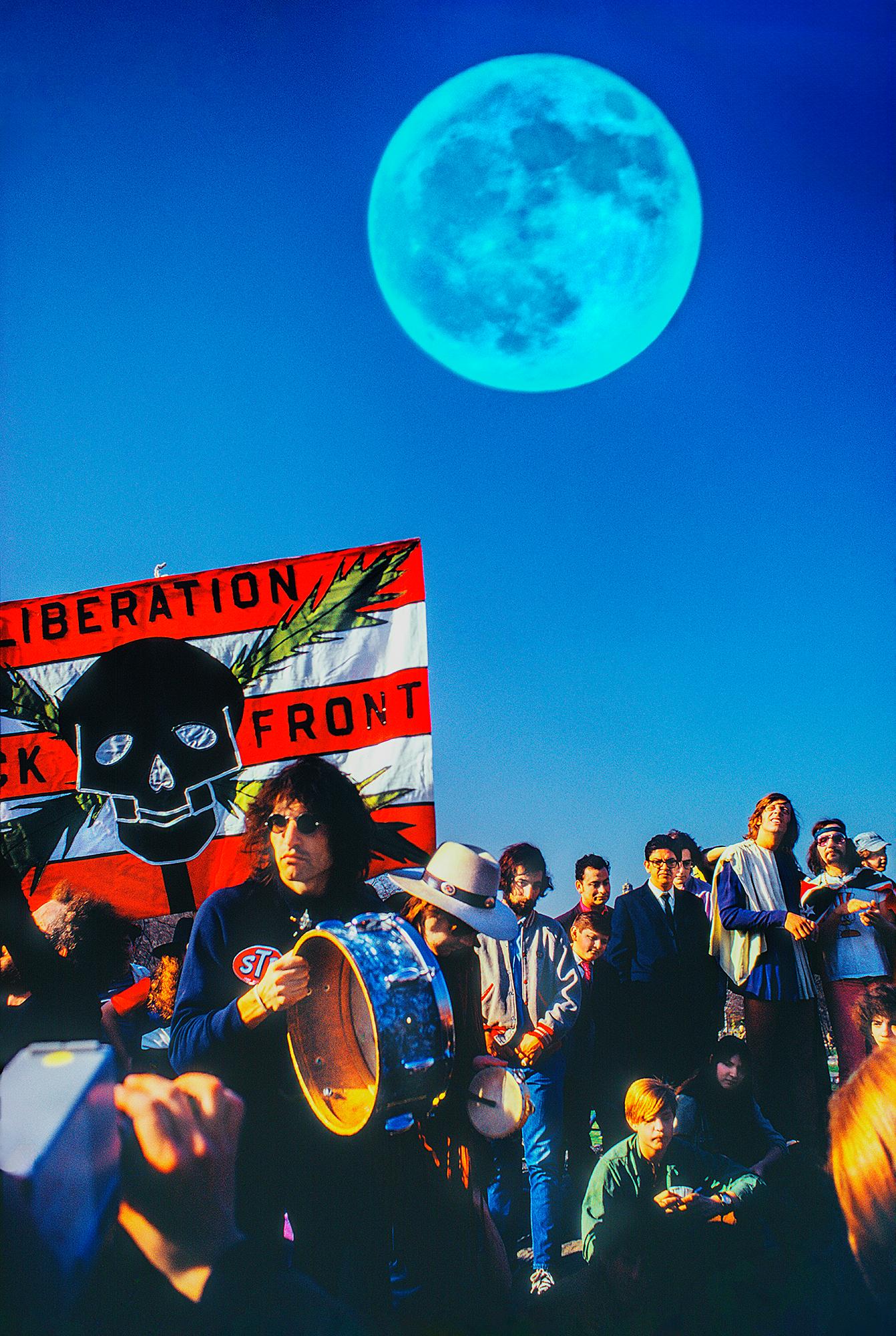 Mitchell Funk Figurative Photograph – Schwarzer Protest der Liberation Army im Central Park – Bürgerrechte – Schwarze Panther