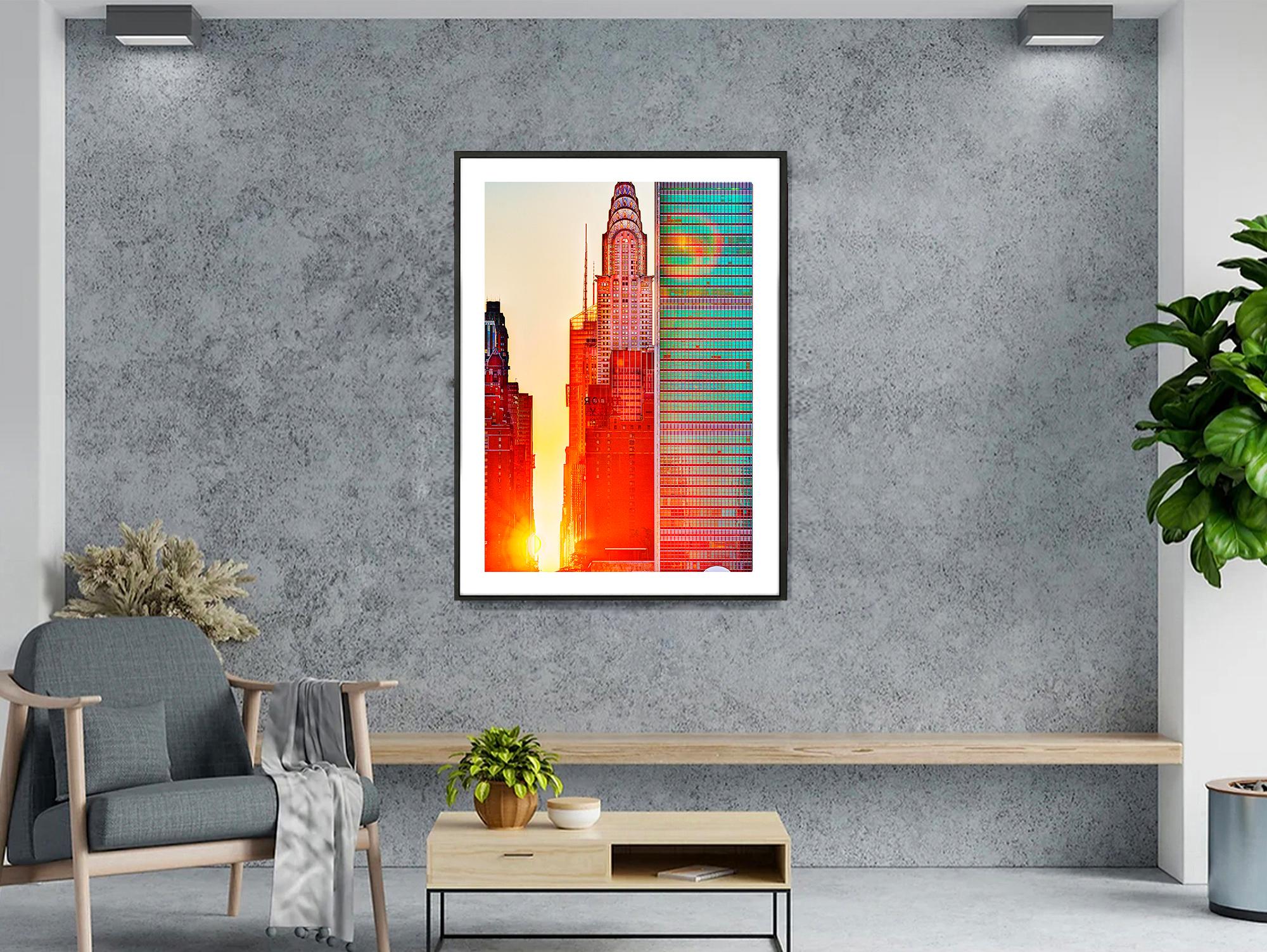 Chrysler Building a Manhattanhenge - Photograph di Mitchell Funk