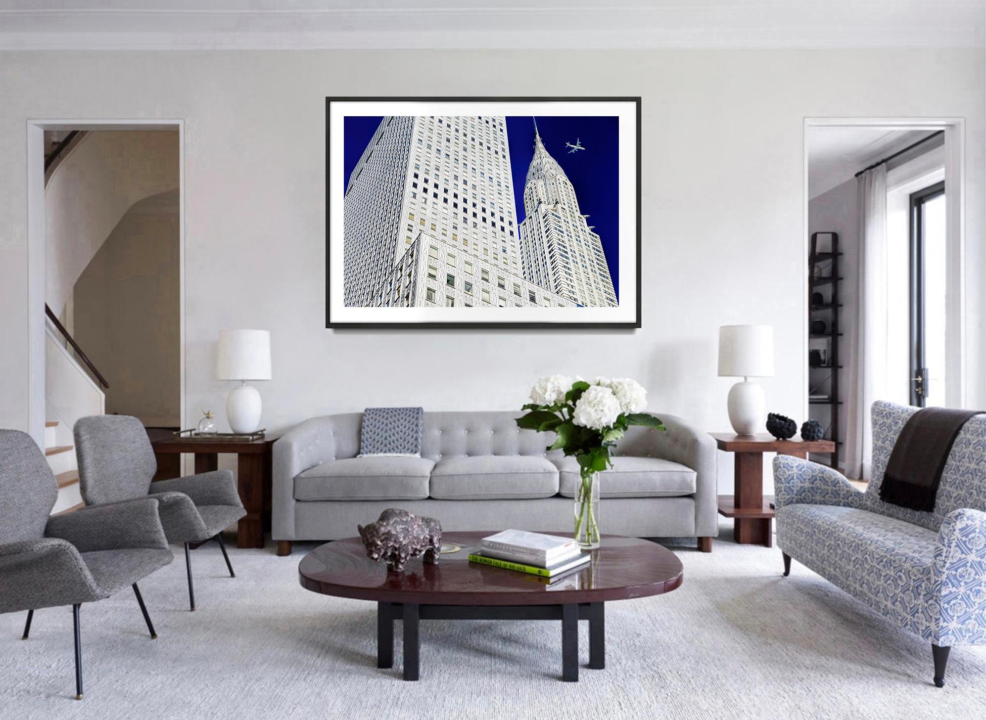 Astrazione dell'edificio Chrysler che brilla d'argento - Photograph di Mitchell Funk