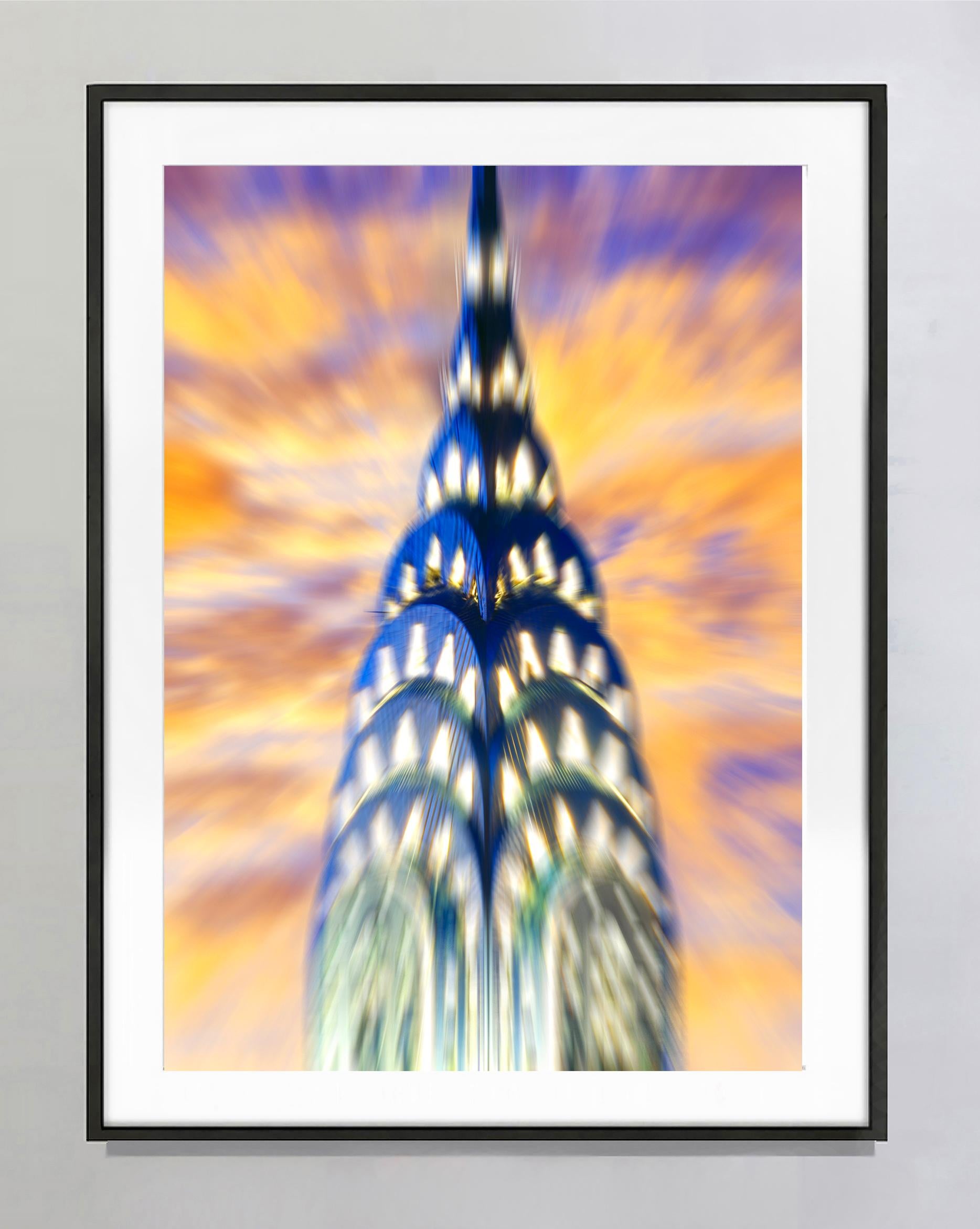 Chrysler Building Spire Zoom Color,  Fotografía Abstracta Color Pastel - Photograph Expresionismo abstracto de Mitchell Funk