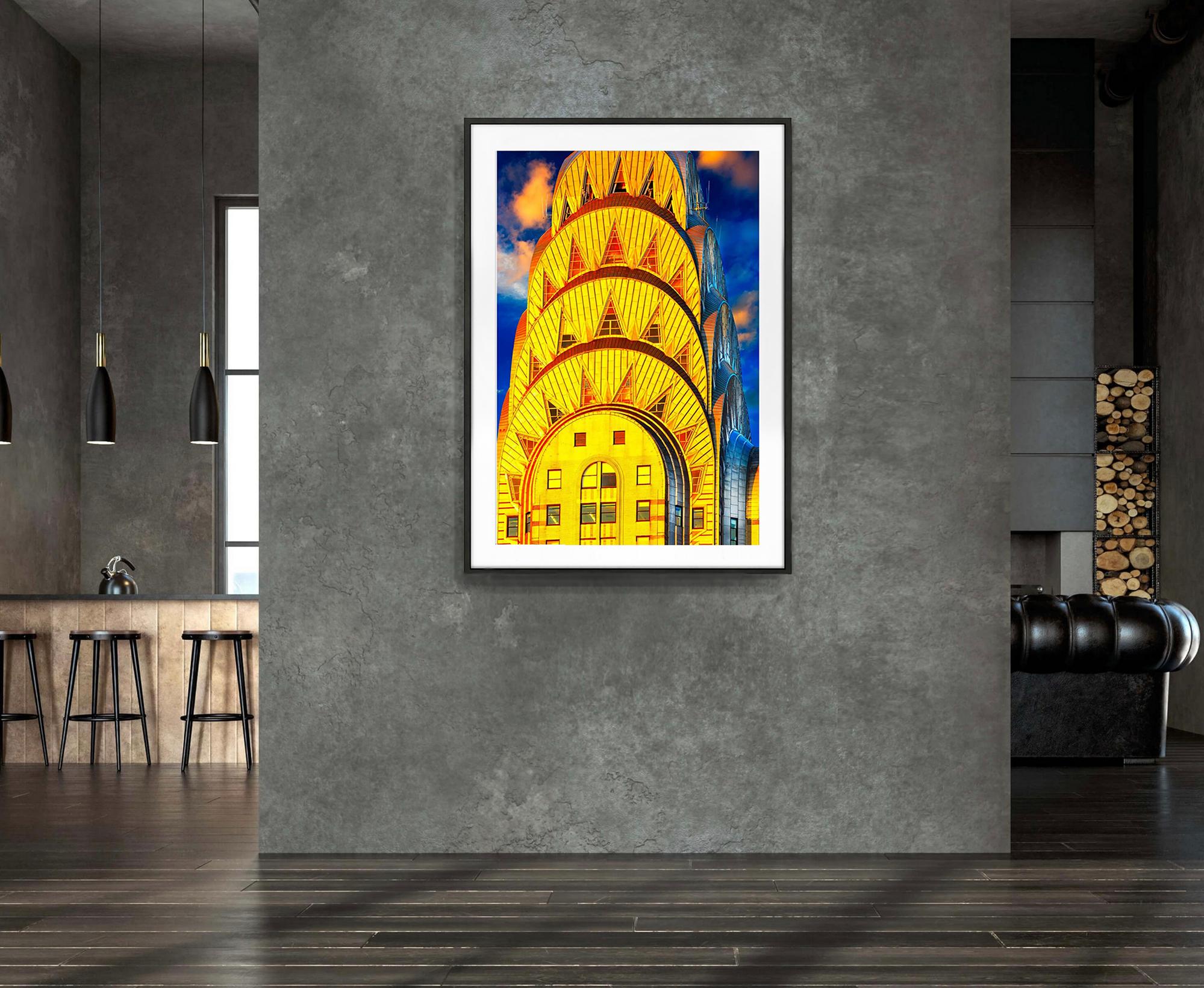 Chrysler Building Crown, Art-Déco-Architektur in New York City (Gelb), Color Photograph, von Mitchell Funk