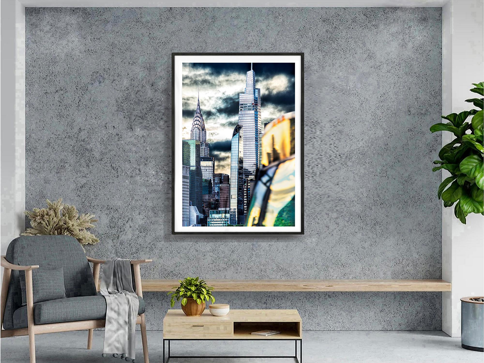 Chrysler Building Veiled in Silver and Grey For Sale 1