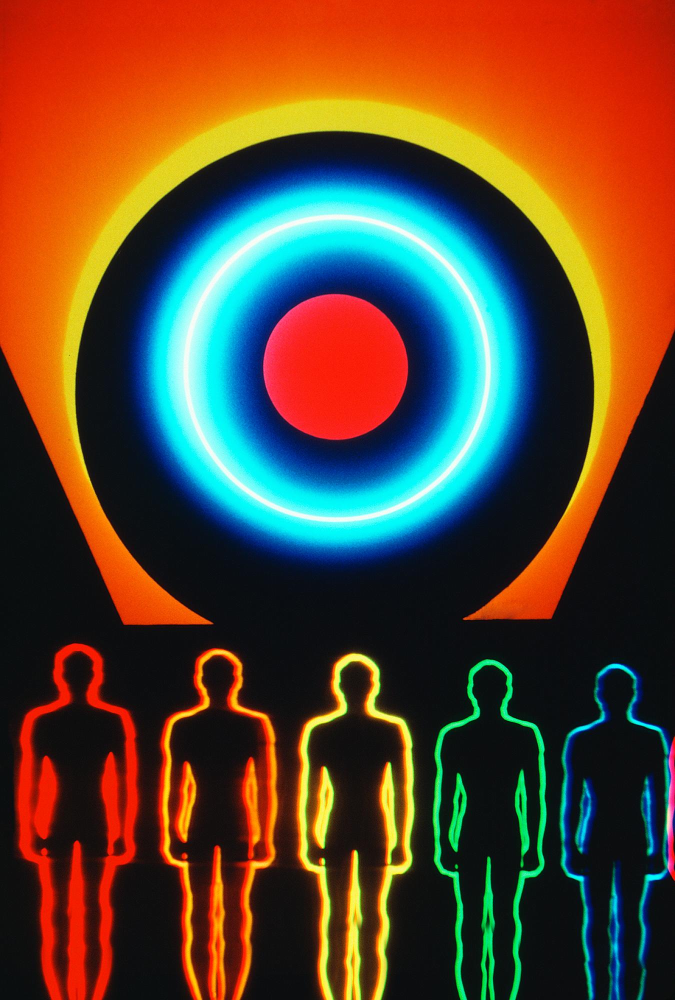 Formas humanas en repetición con Abstracción Geomética