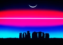 Stonehenge et éclipse avec sci-fiction rose
