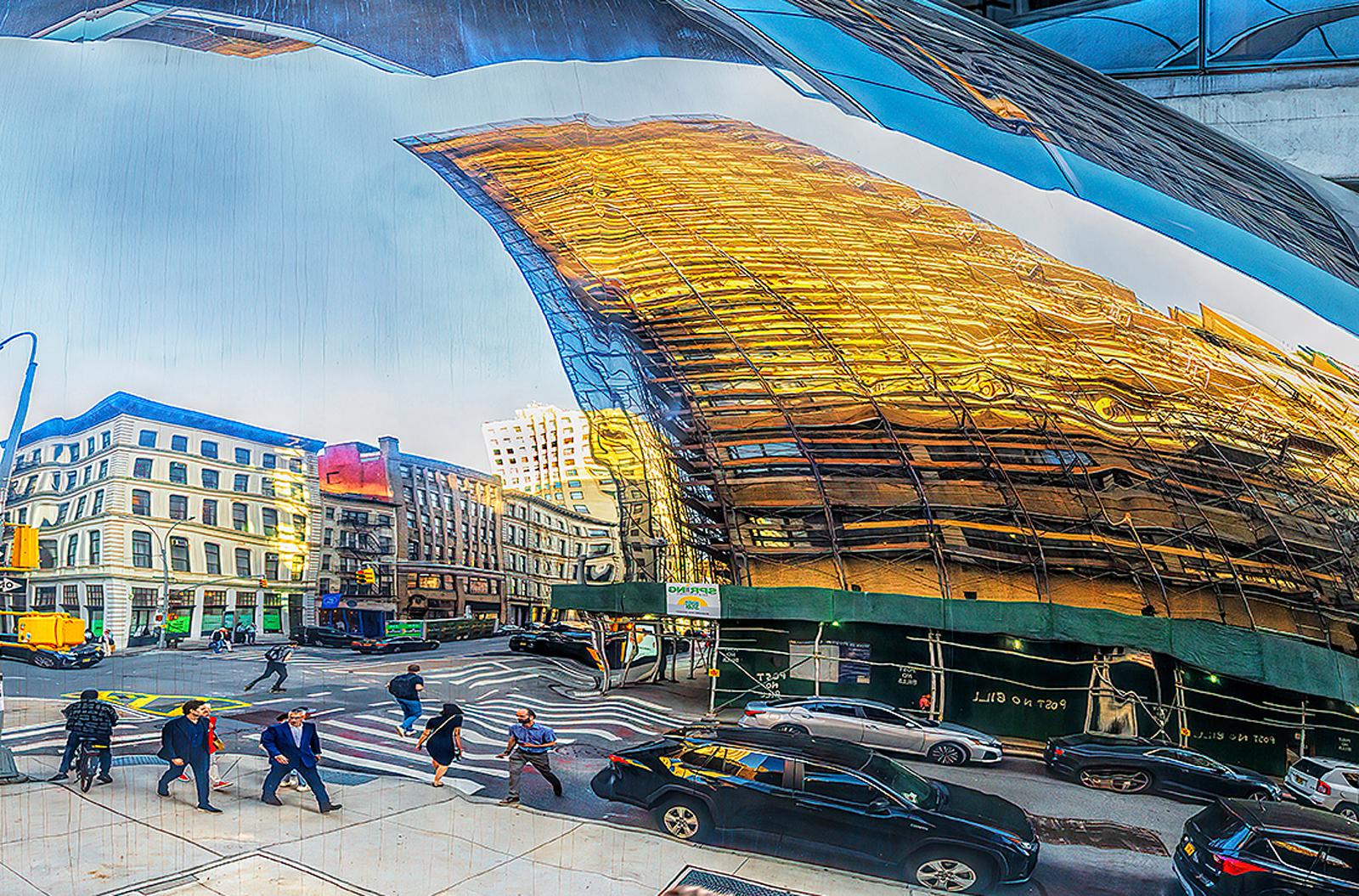 Photographie de rue Tribeca avec reflets de la ville de New York en vente 3