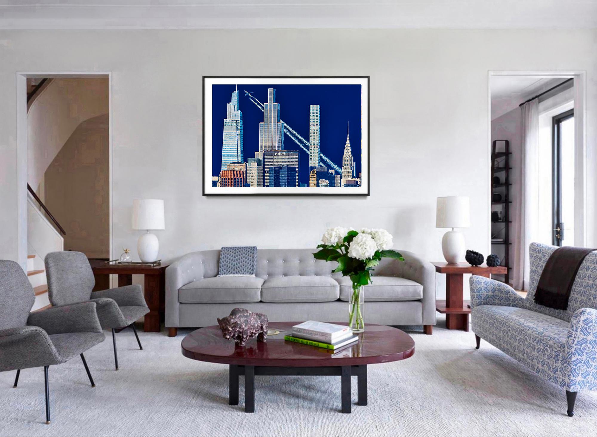 Aspettando un amico - Lo skyline di New York - Chrysler Building in vendita 3