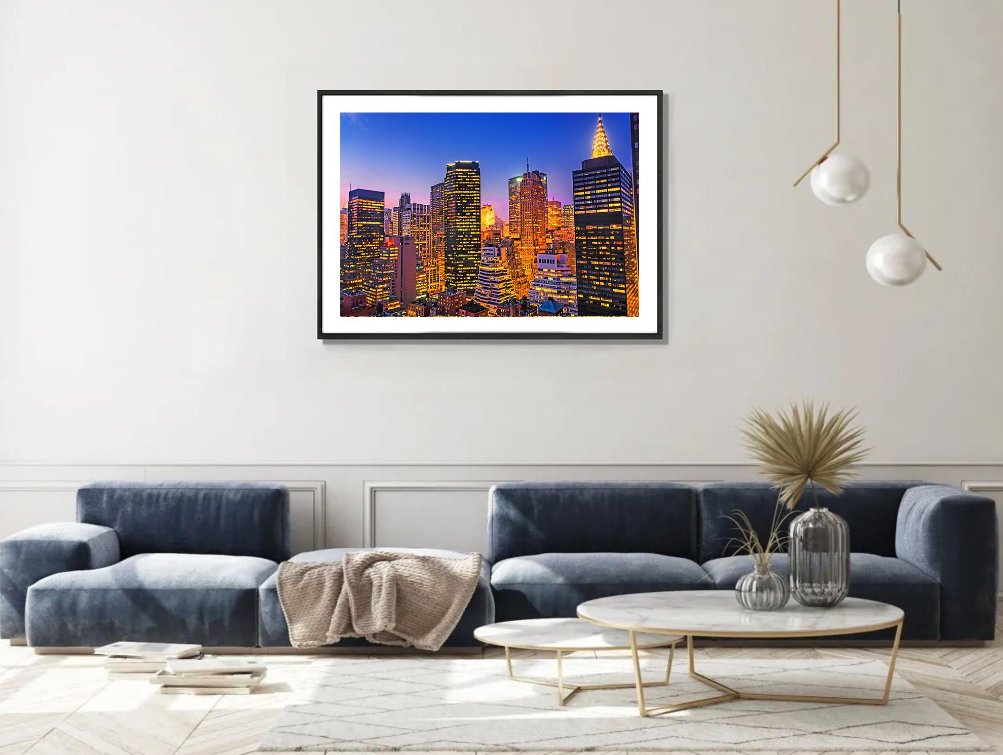 Wo immer man hinschaut, sieht man das Chrysler-Gebäude: 2nd Avenue Highrise (Violett), Landscape Photograph, von Mitchell Funk